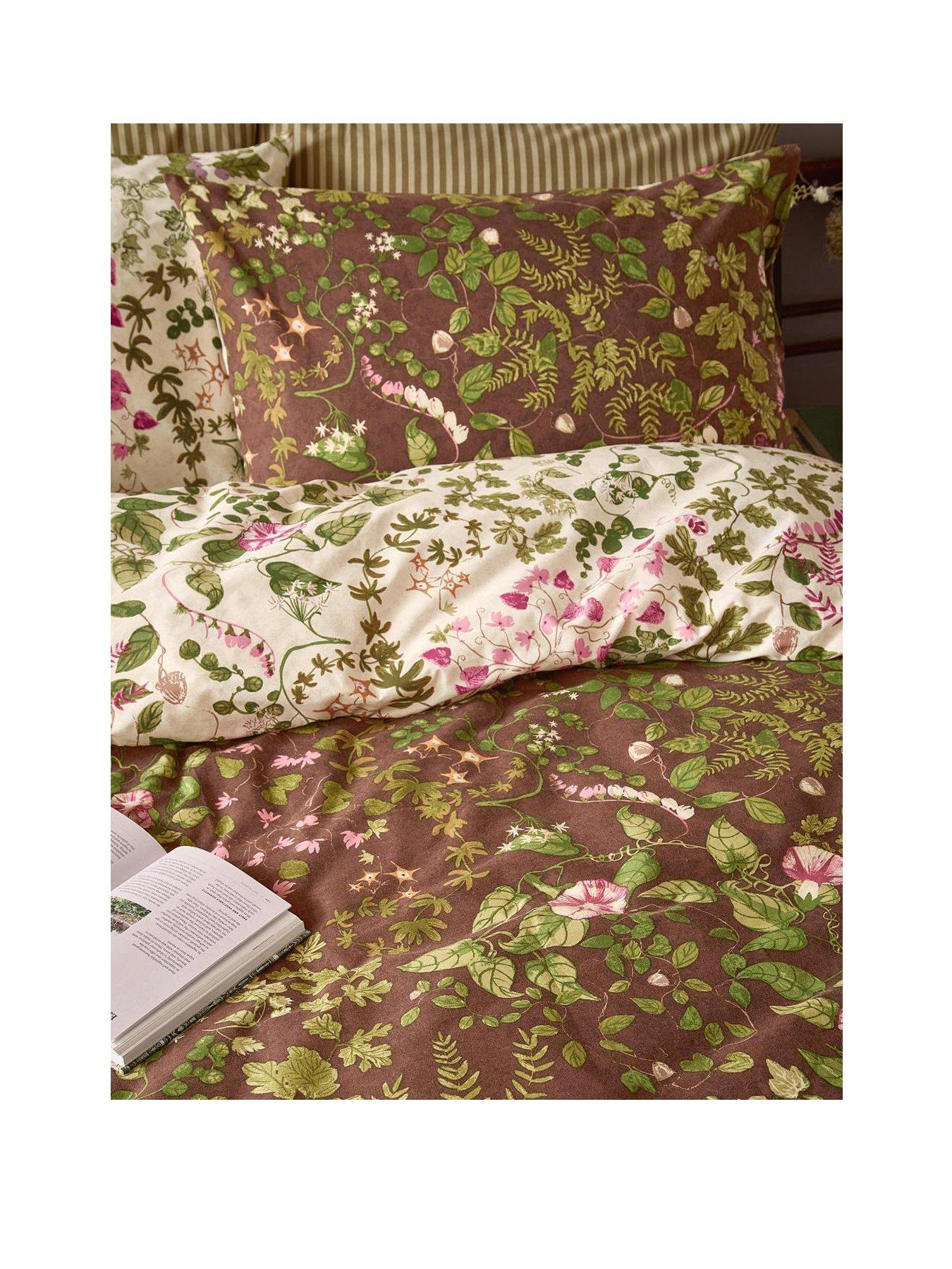 Image 2 of 4 of Furn Florawilde Duvet Set Chocolate