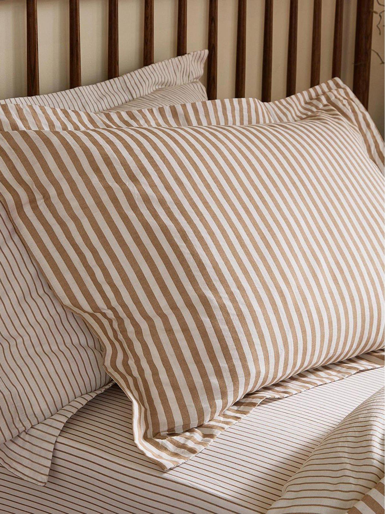 Yard Hebden Pillowcase Pairs Caramel