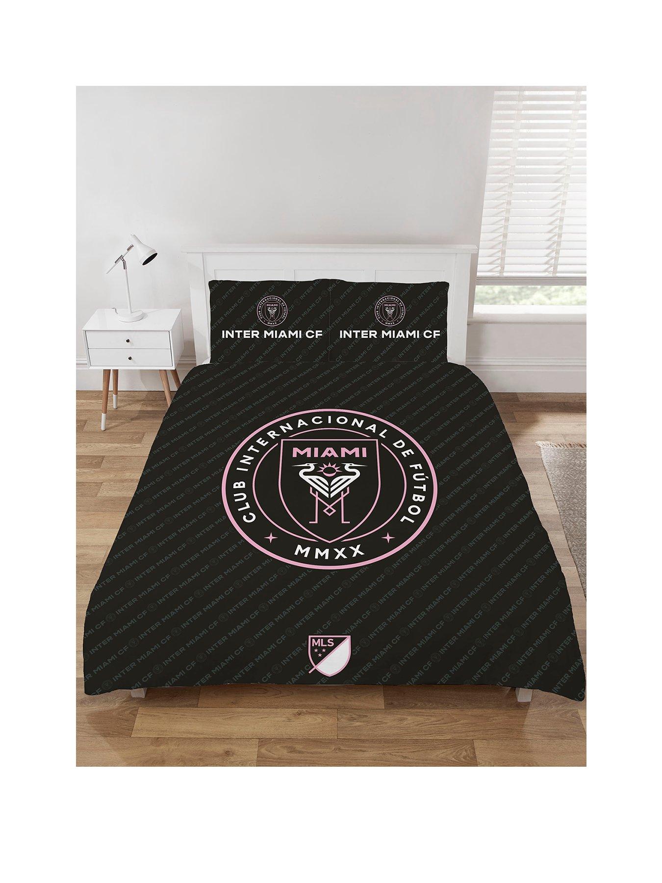 Image 2 of 7 of Football Inter Miami Football Duvet Set