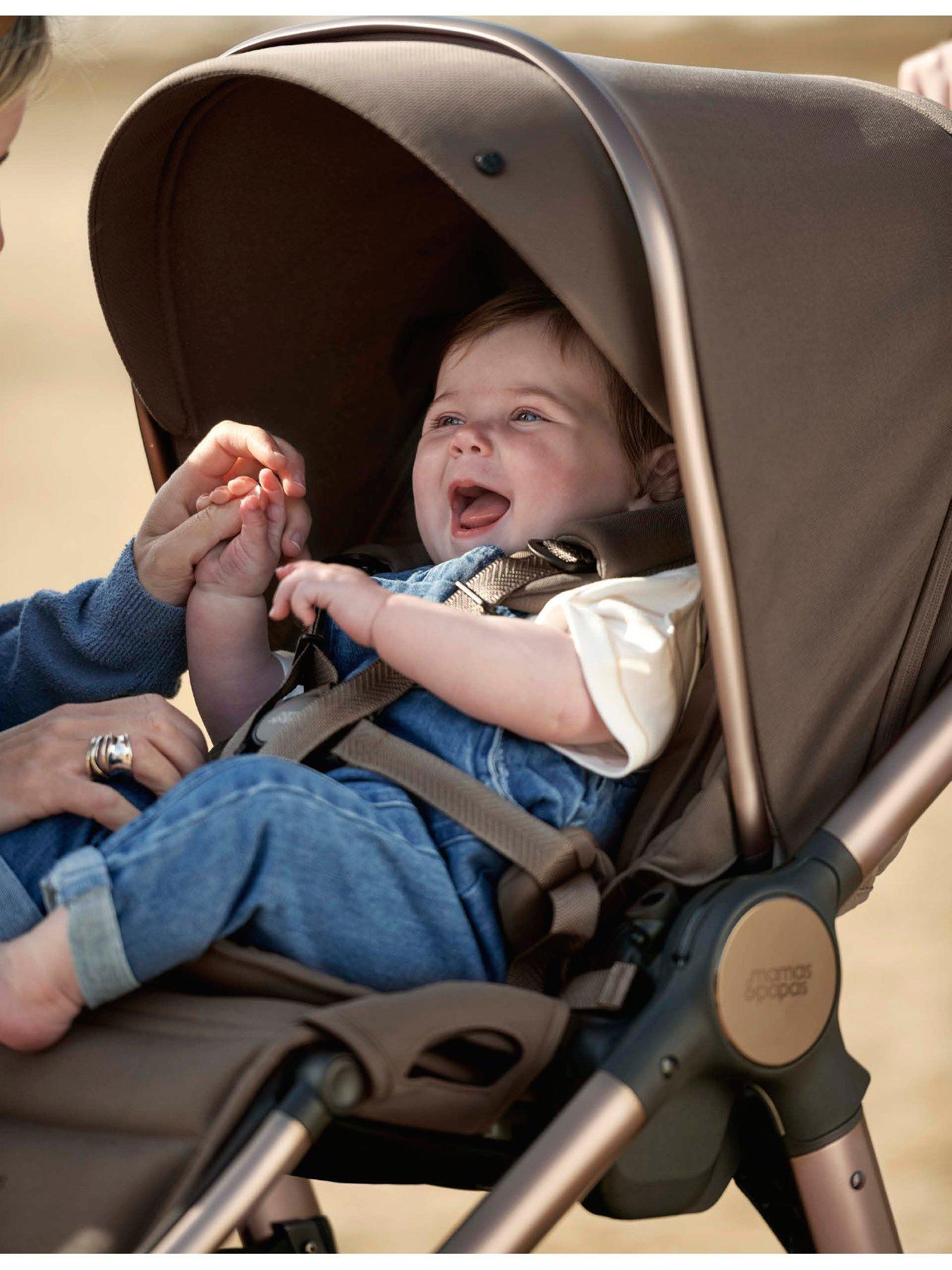 Image 4 of 7 of Mamas & Papas Ocarro&sup2;&nbsp;Crema Complete Stand Bundle