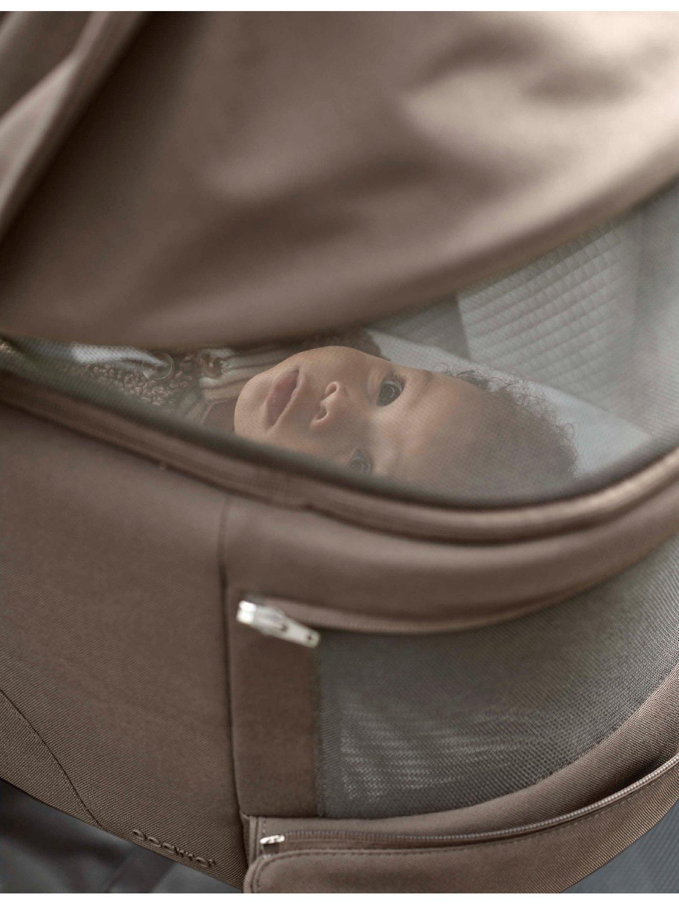 Image 5 of 7 of Mamas & Papas Ocarro&sup2;&nbsp;Crema Complete Stand Bundle