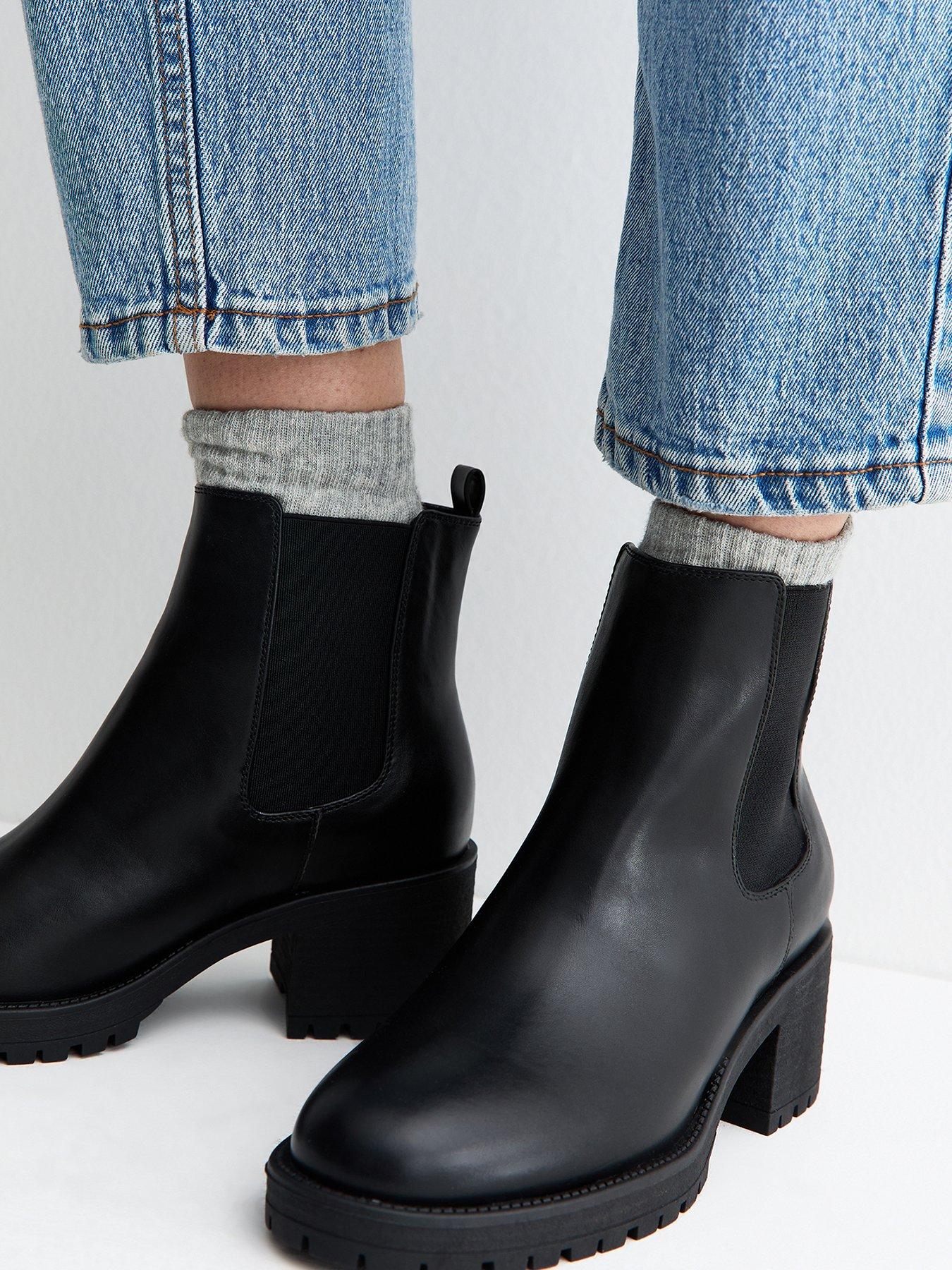 Image 5 of 6 of New Look Black Faux Leather Block Heel Chelsea Ankle Boots