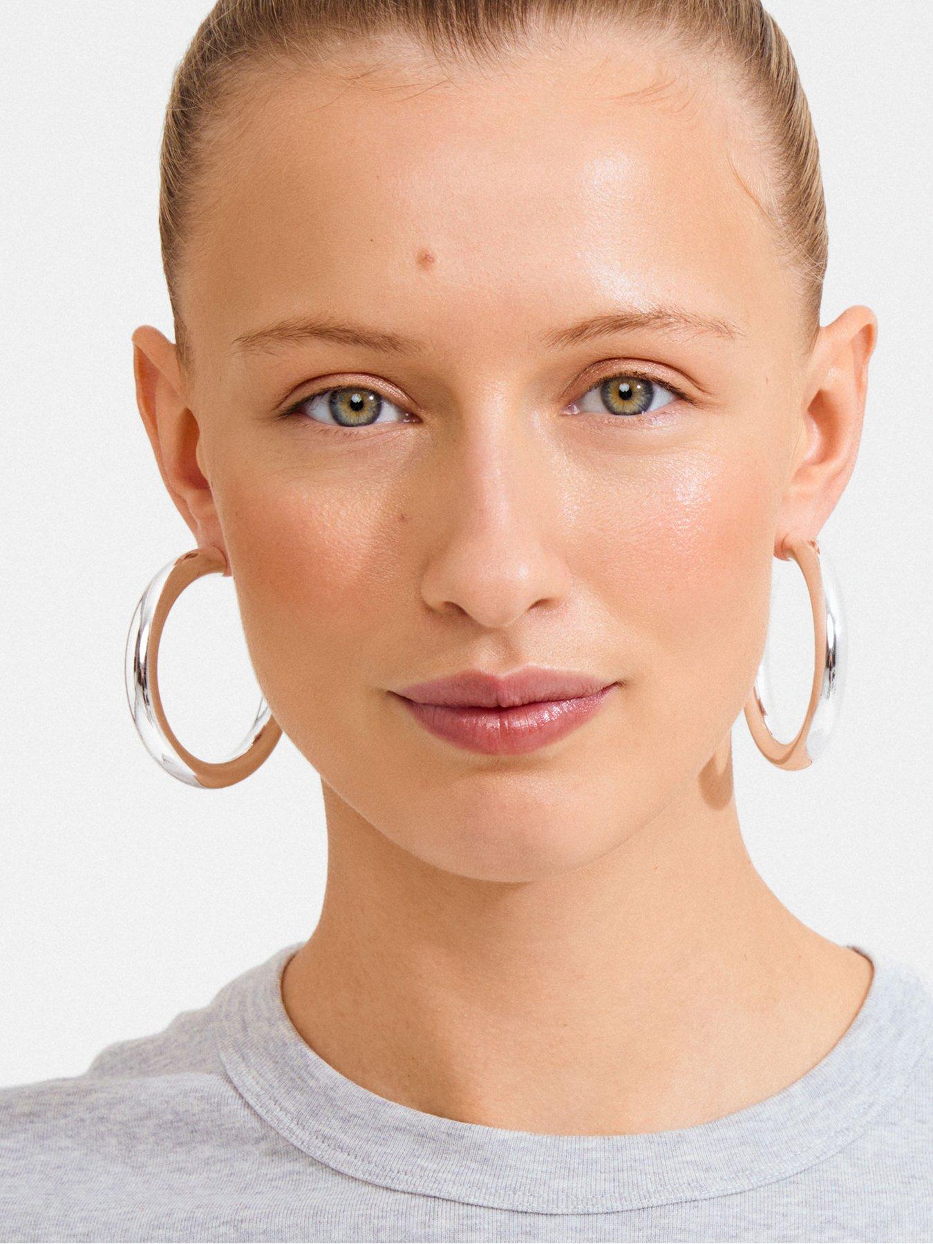 Image 2 of 4 of Pilgrim Tovin - hoop earrings silver-plated