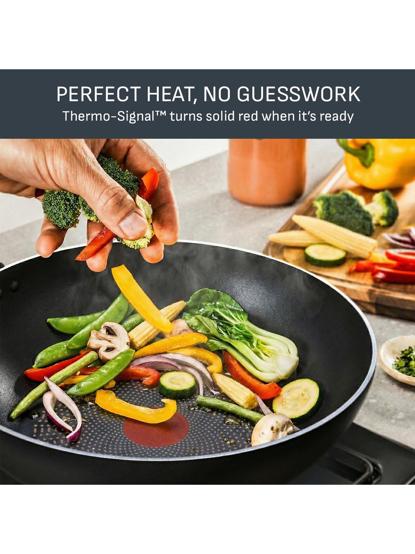 Image 6 of 7 of Tefal Tefal Titanium Extra Non-induction Wok 28cm