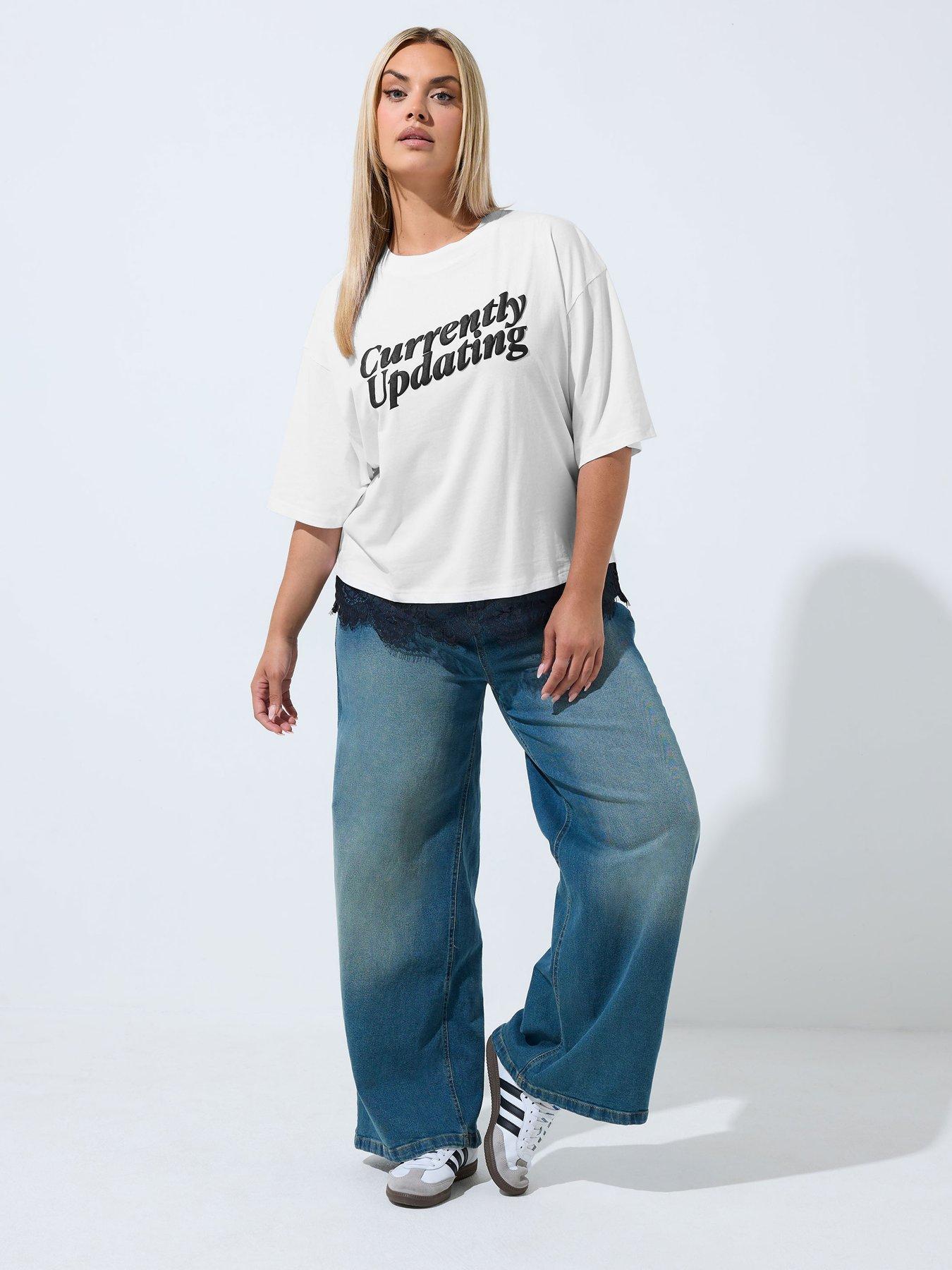 Image 3 of 4 of Yours Curve Lace Hem T-Shirt - White