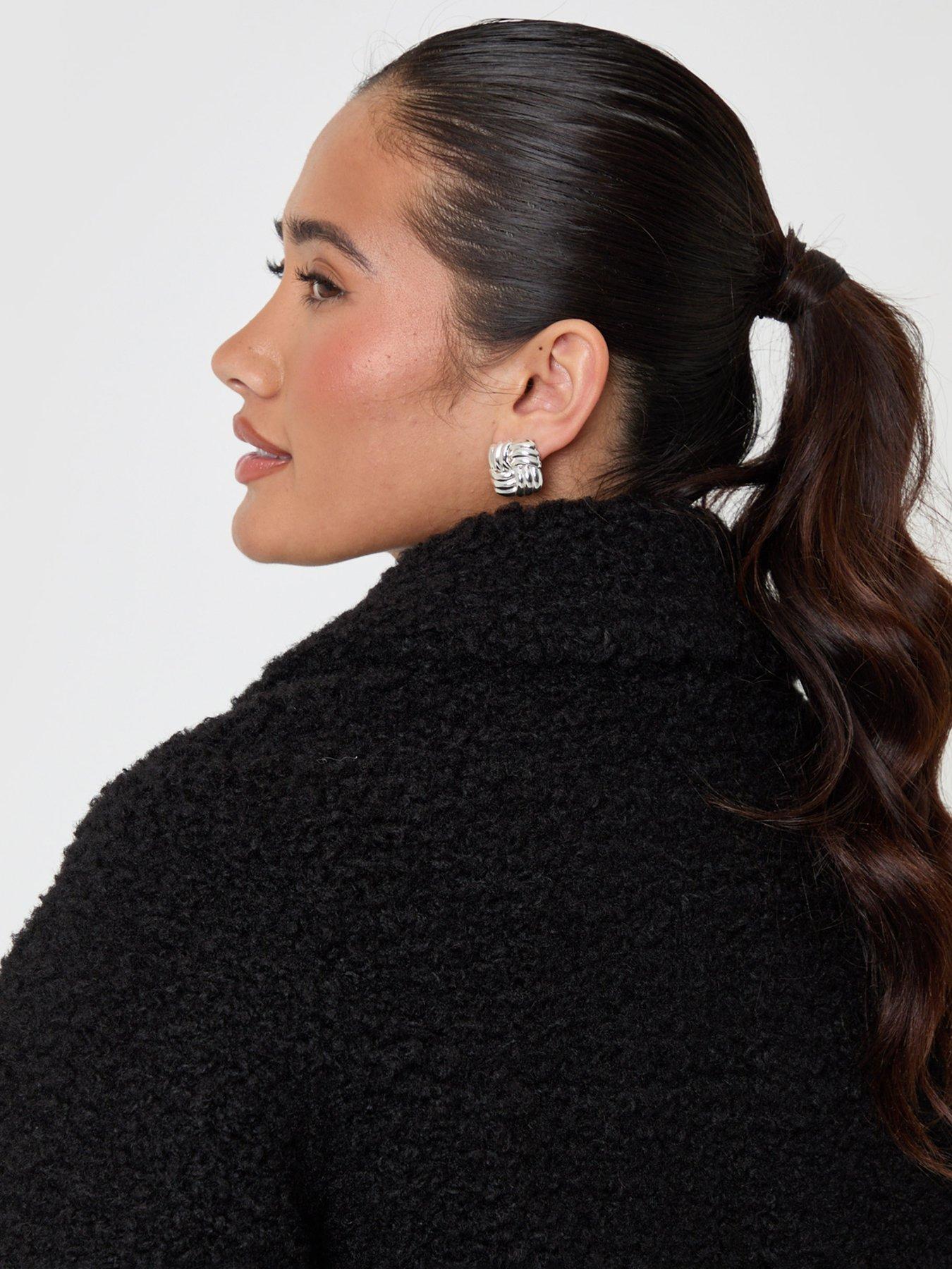 Image 4 of 4 of Threadbare Borg Cropped Jacket In Black