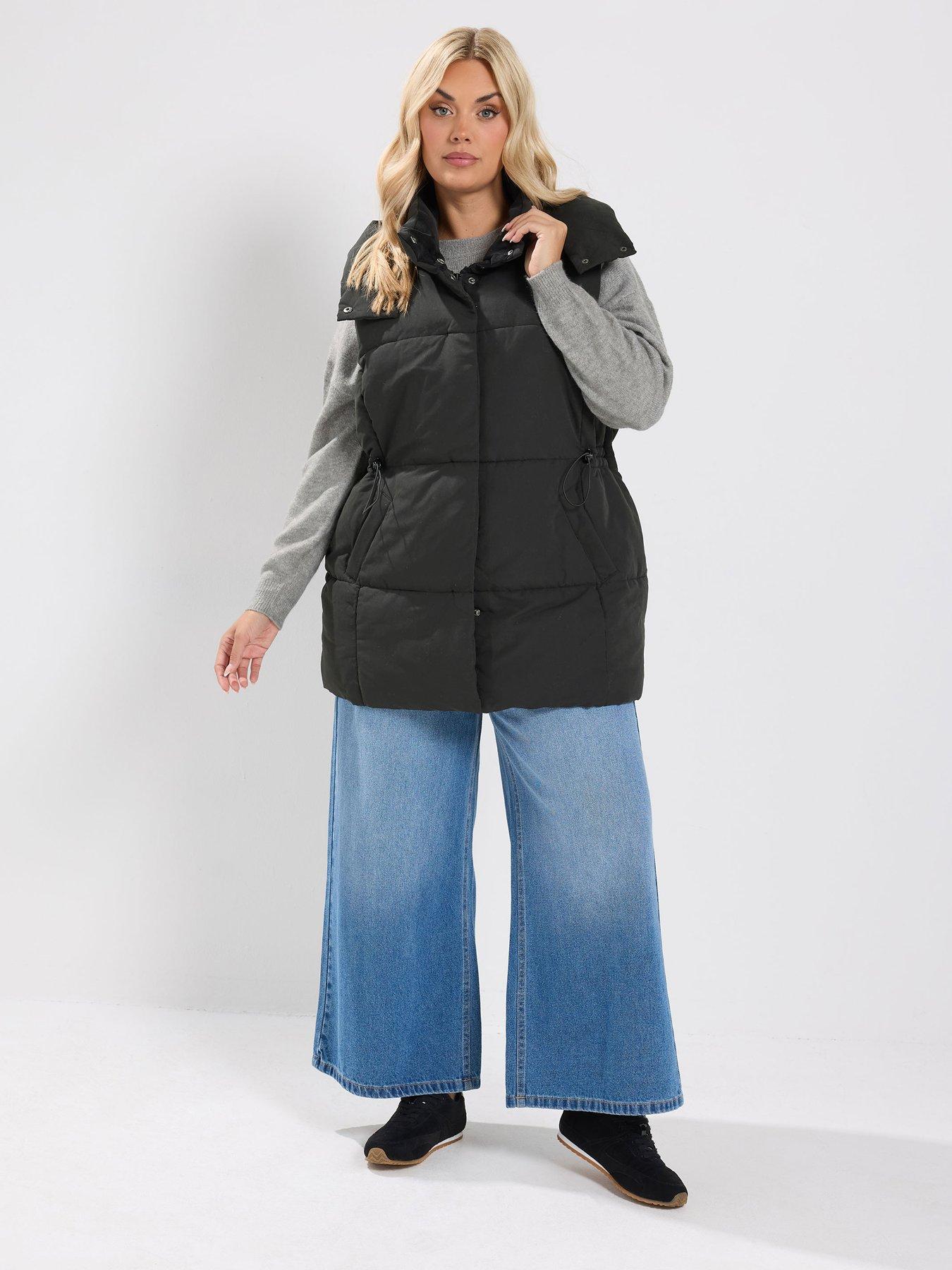Image 3 of 4 of Yours Curve Short Padded Gilet - Black