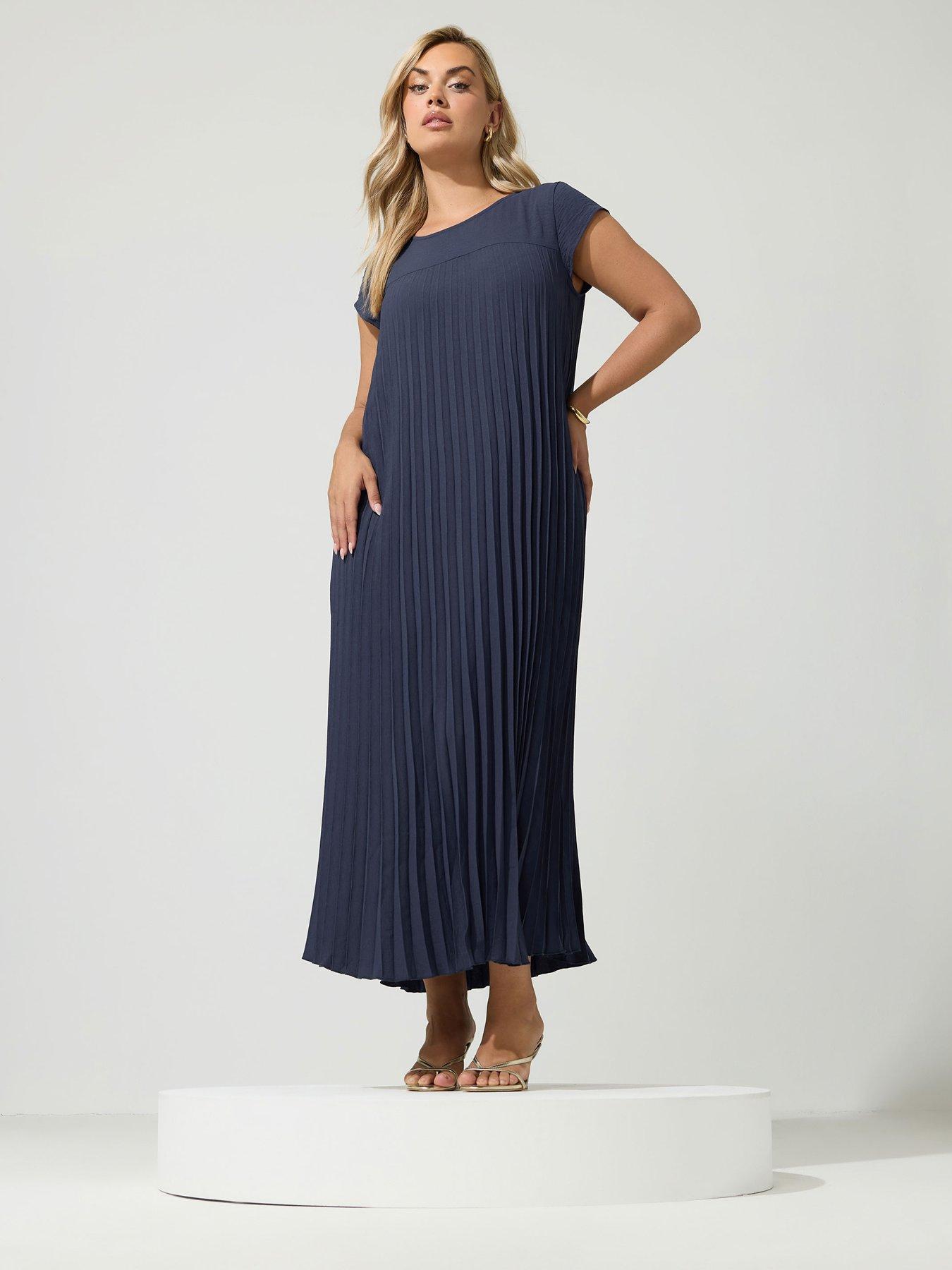 Yours Curve Pleated Maxi Dress