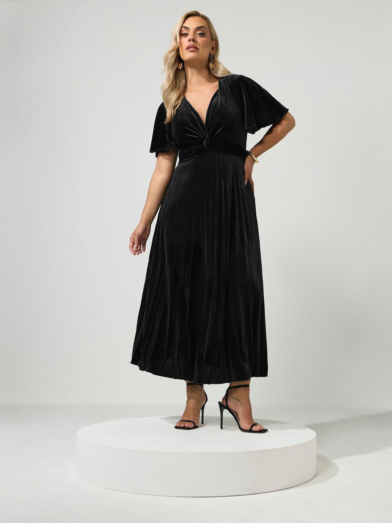 Image 3 of 4 of Yours Curve Velvet Knot Front Dress - Black