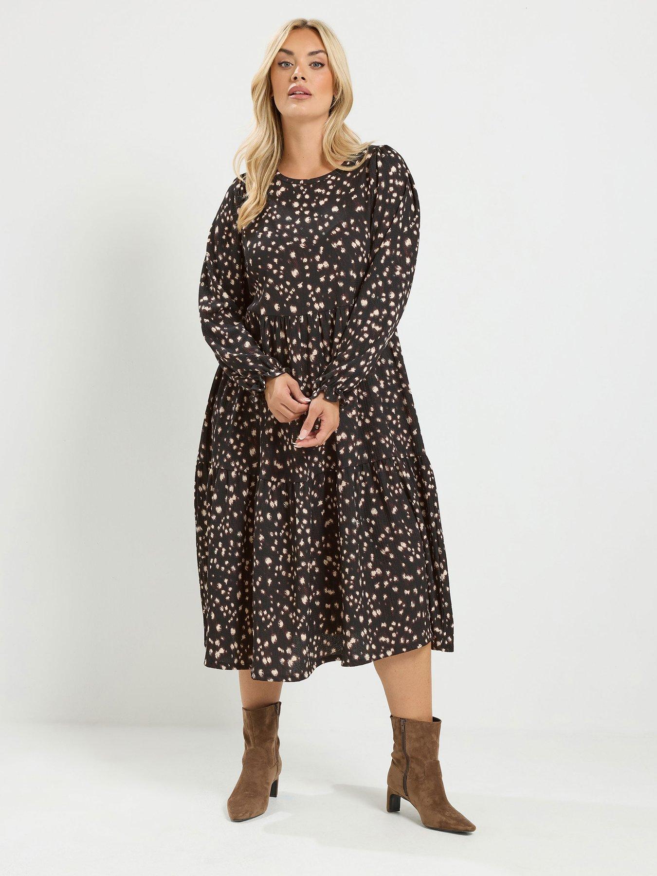 Image 1 of 4 of Yours Curve Textured Midaxi Dress - Brown