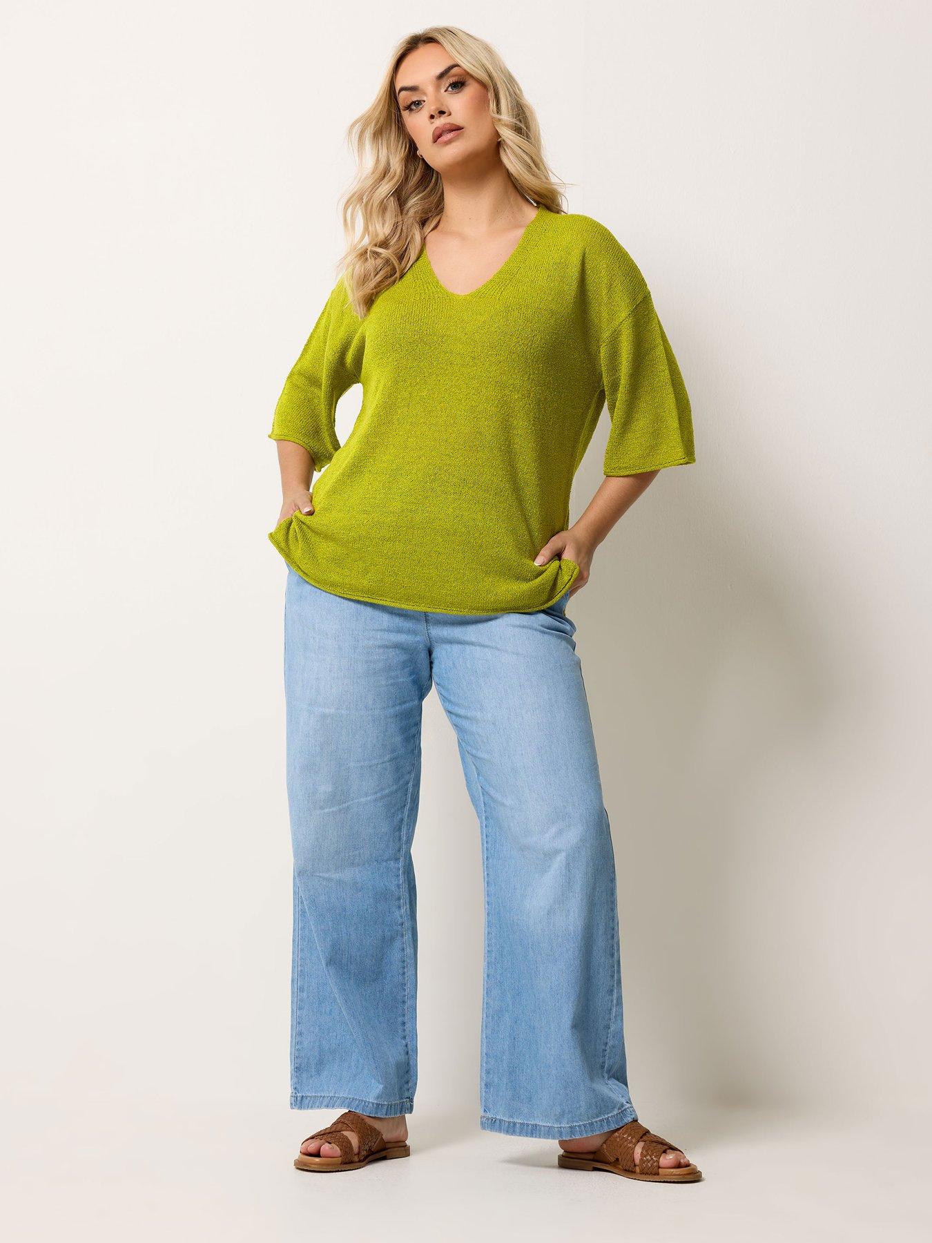 Image 3 of 4 of Yours Curve Short Sleeve Knitted T-Shirt - Green