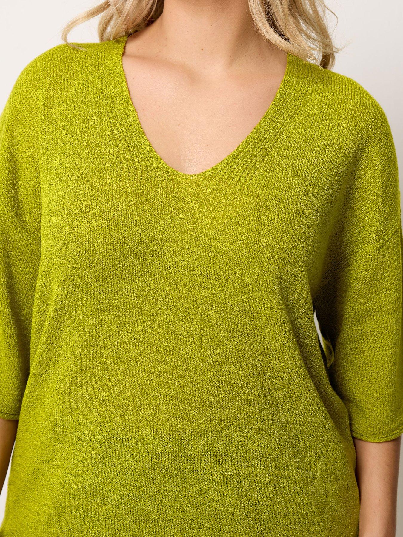 Image 4 of 4 of Yours Curve Short Sleeve Knitted T-Shirt - Green