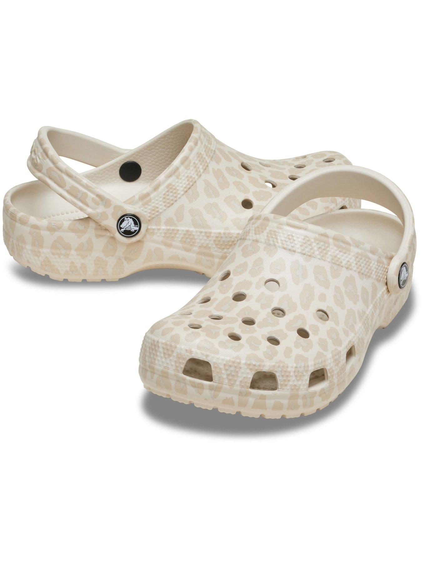 Image 6 of 6 of Crocs Classic Animal Clog - Almond Tint/ Leopard