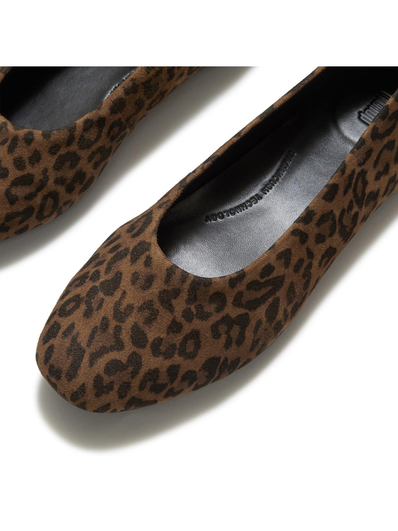 Image 5 of 5 of FitFlop Delicato Ballerina - Tan/black
