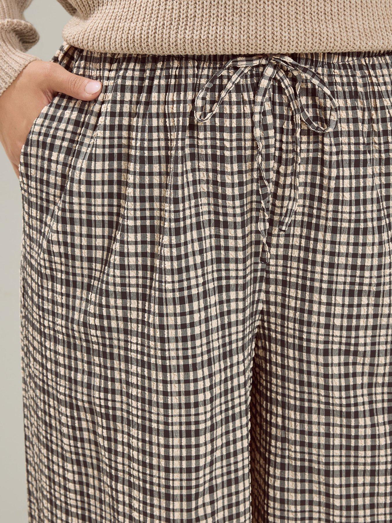 Image 4 of 4 of Yours Curve Checked Wide Leg 28" Trousers - Brown