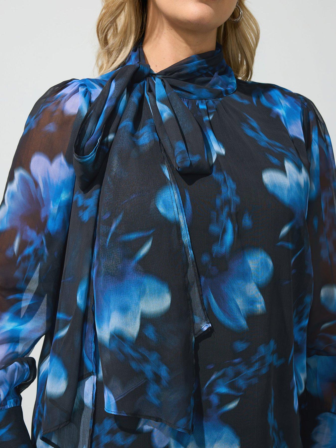 Image 4 of 4 of Yours Curve Blurred Floral Bow Blouse - Black