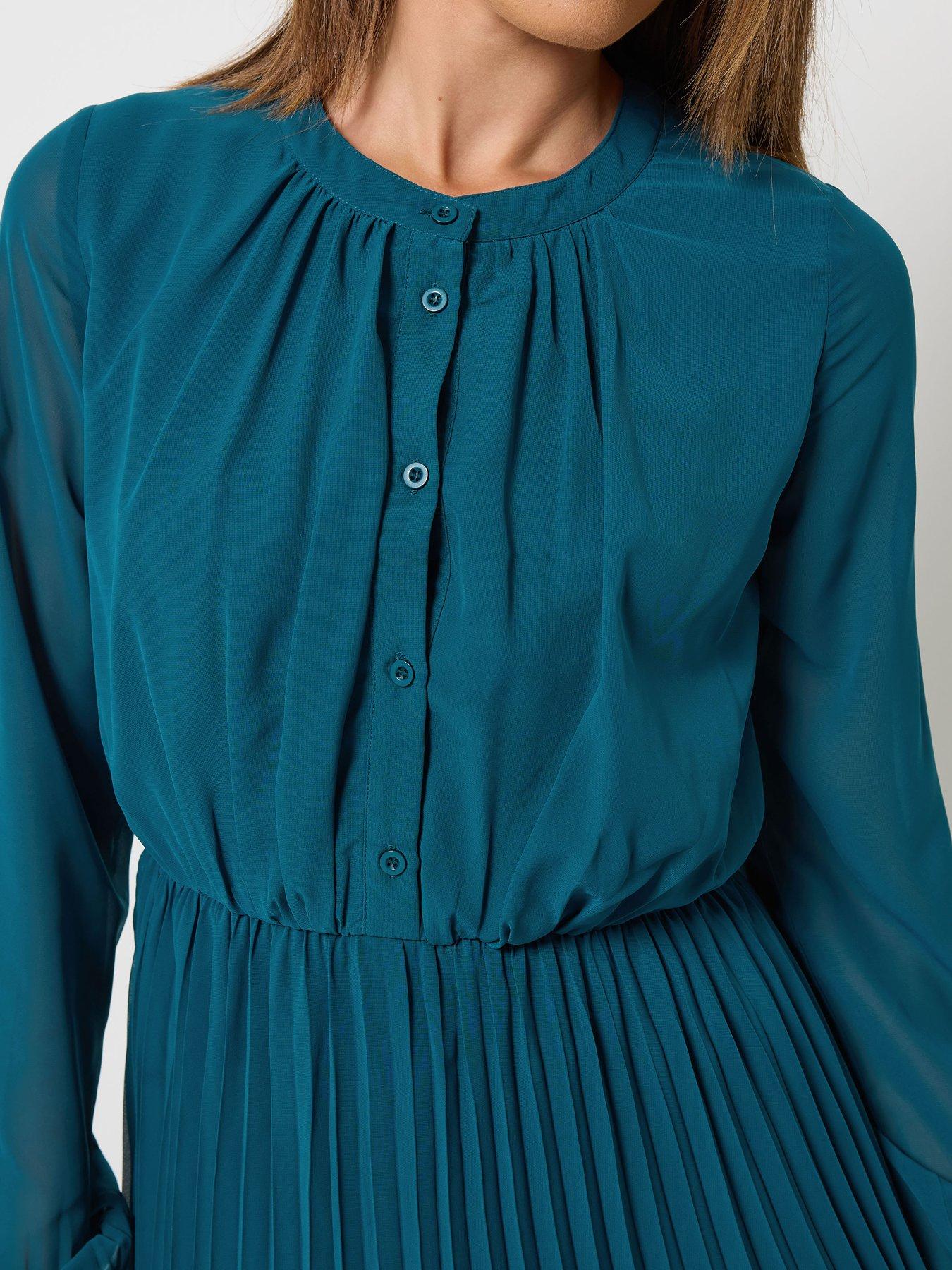 Image 4 of 4 of Long Tall Sally Georgette Pleated Maxi Dress - Teal