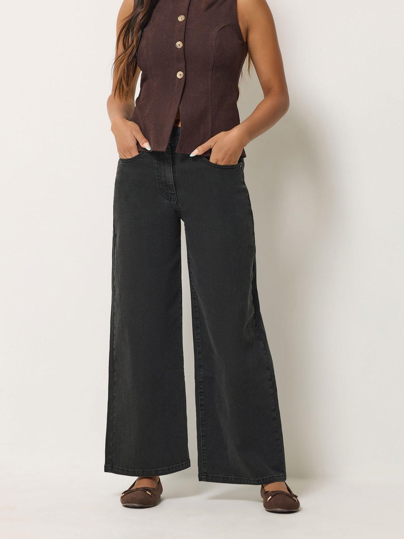 Image 1 of 4 of PixieGirl Womens Petite Stretch Mid-Rise Wide Leg Jeans - Black