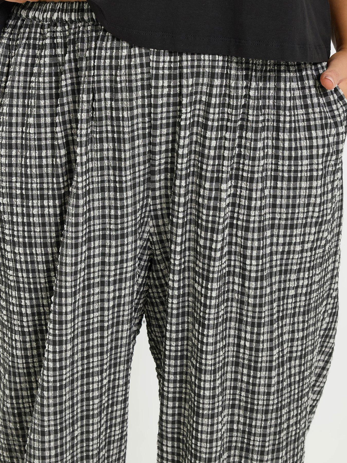 Image 4 of 4 of Yours Curve Check Balloon Trousers - Grey