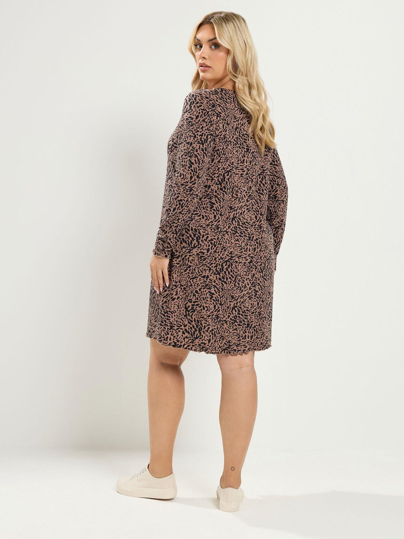 Image 2 of 4 of Yours Curve Animal Ribbed Tunic Dress - Brown