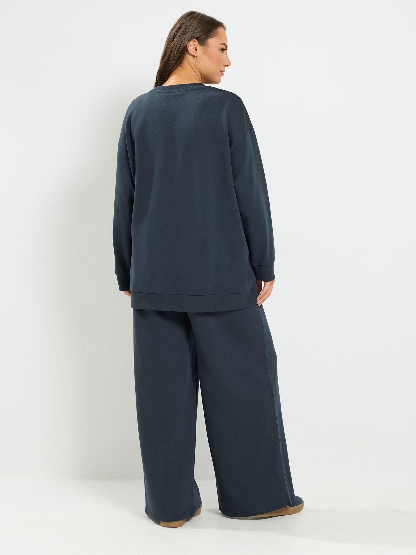Image 2 of 4 of Yours Curve Sweatshirt And Jogger 28" Set - Blue