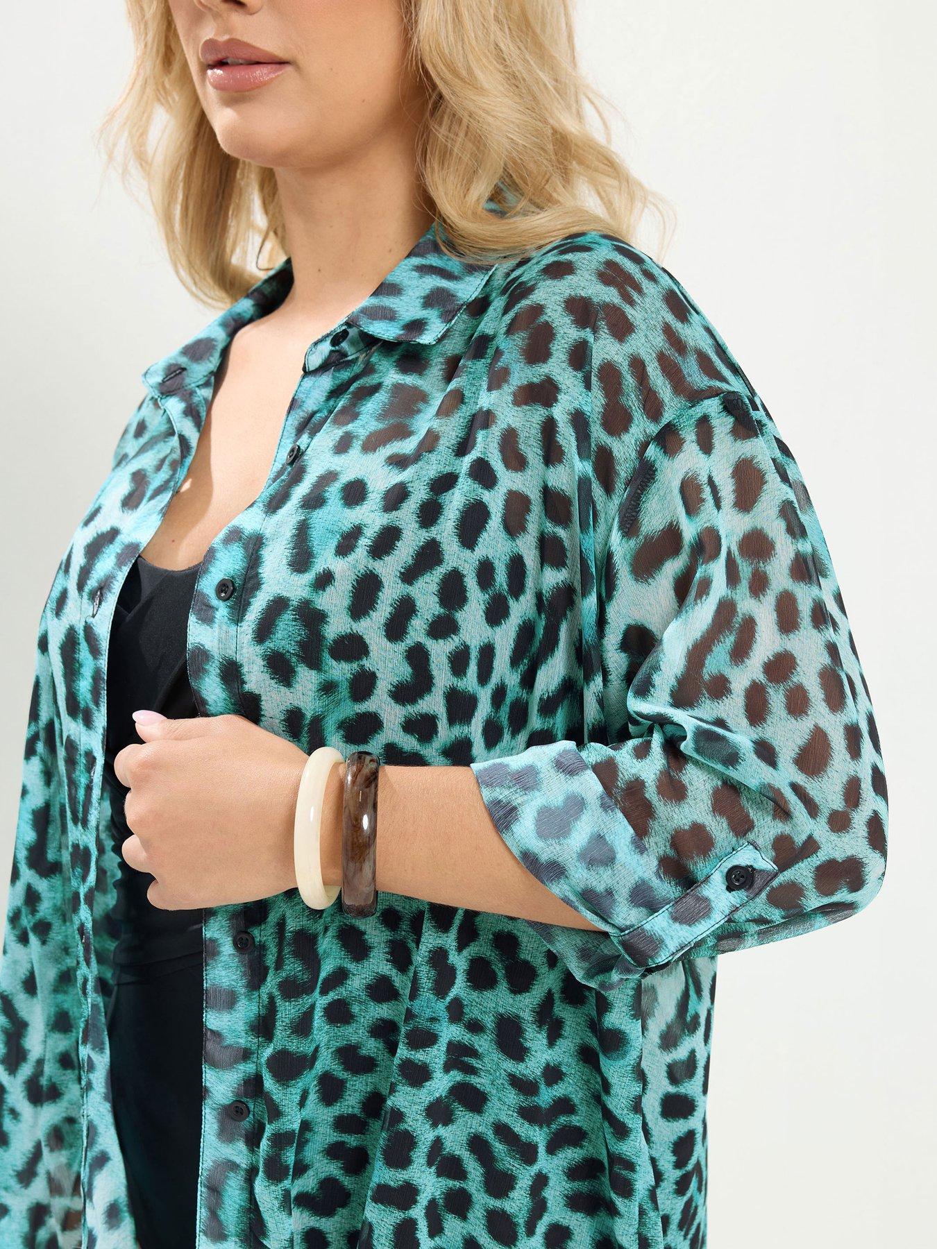 Image 4 of 4 of Yours Curve Longline Shirt Bright Animal - Blue