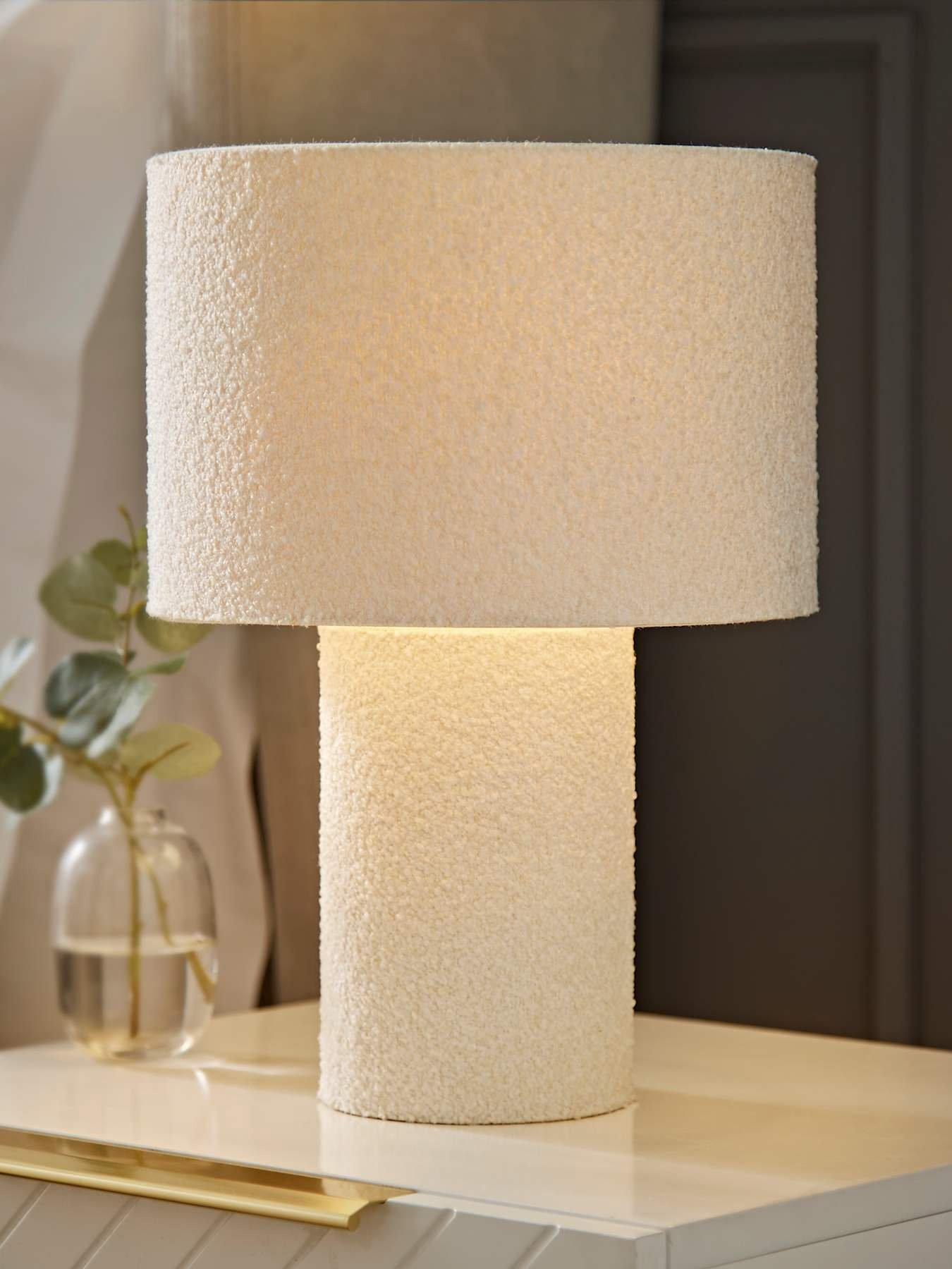 ValueLights Ash Natural Boucle Table Lamp