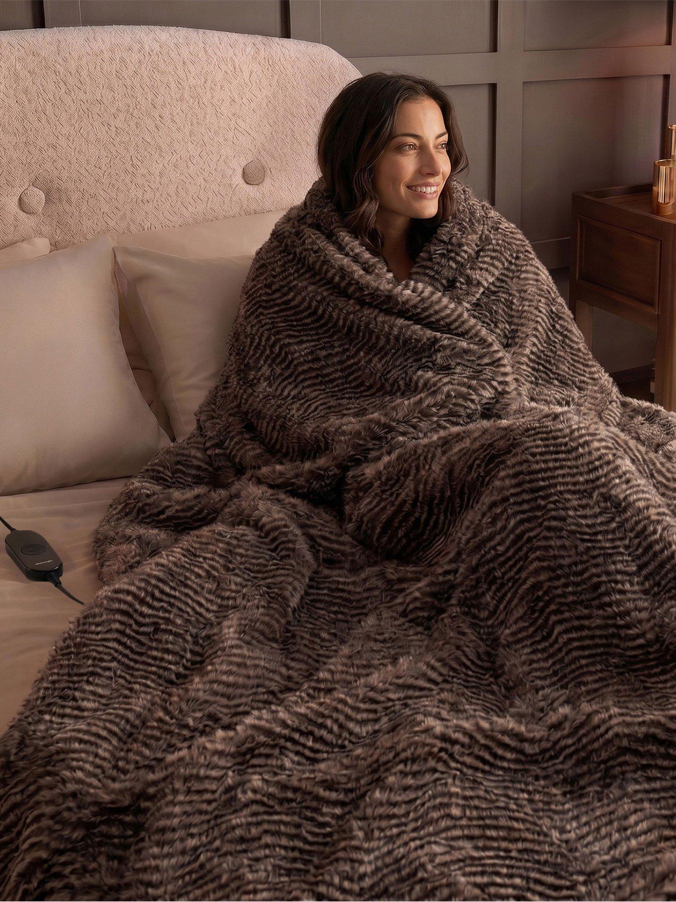 Silentnight Silentnight Prestige Faux Fur Heated Throw XL Brown - XL