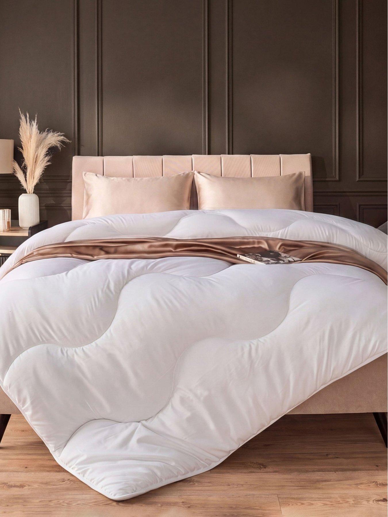 Silentnight Prestige Collection Sumptuous Silk 10.5 Tog Duvet