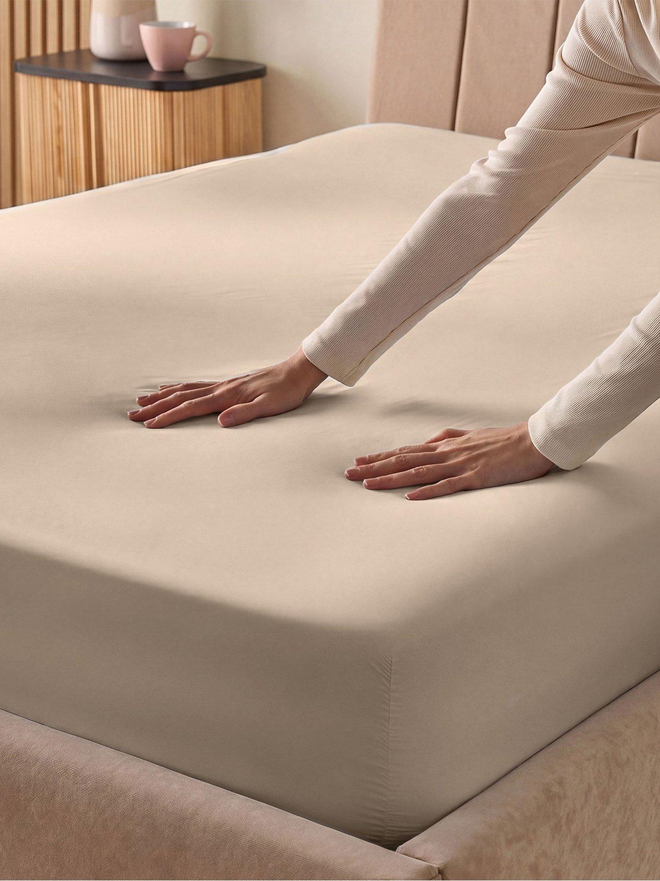 Image 4 of 6 of Silentnight Supersoft Perfect Fit Fitted Sheet - Natural