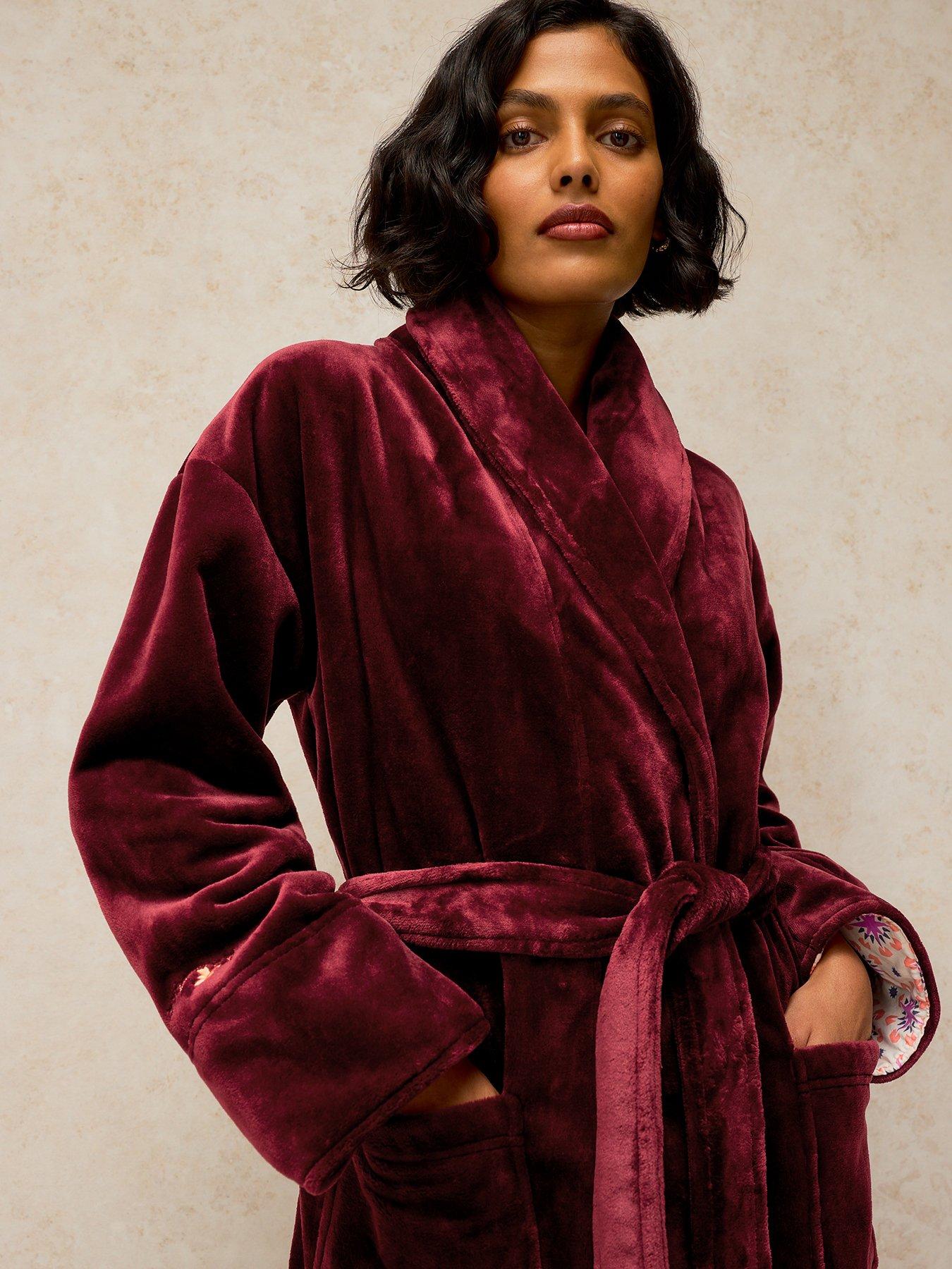 Image 4 of 4 of White Stuff Clover Cosy Dressing Gown