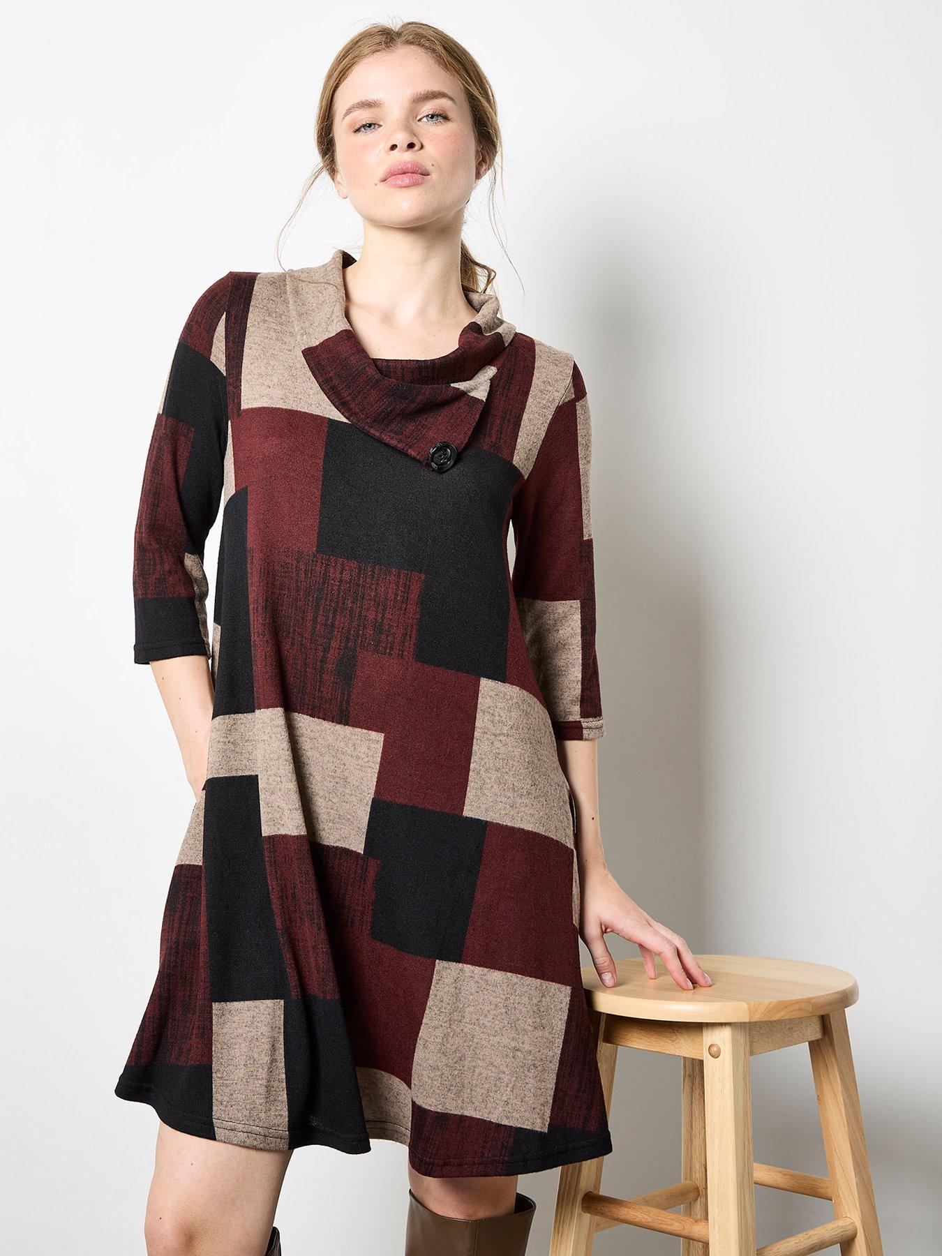 Image 4 of 5 of Apricot Womens Colour Block Flap Neck Swing Dress - Red