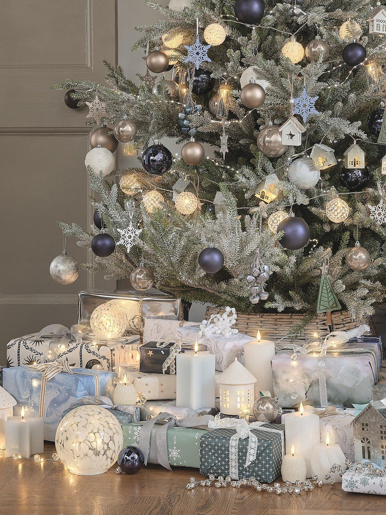 Image 3 of 3 of Lights4Fun Set Of 10 LED Glass Snowball String Lights
