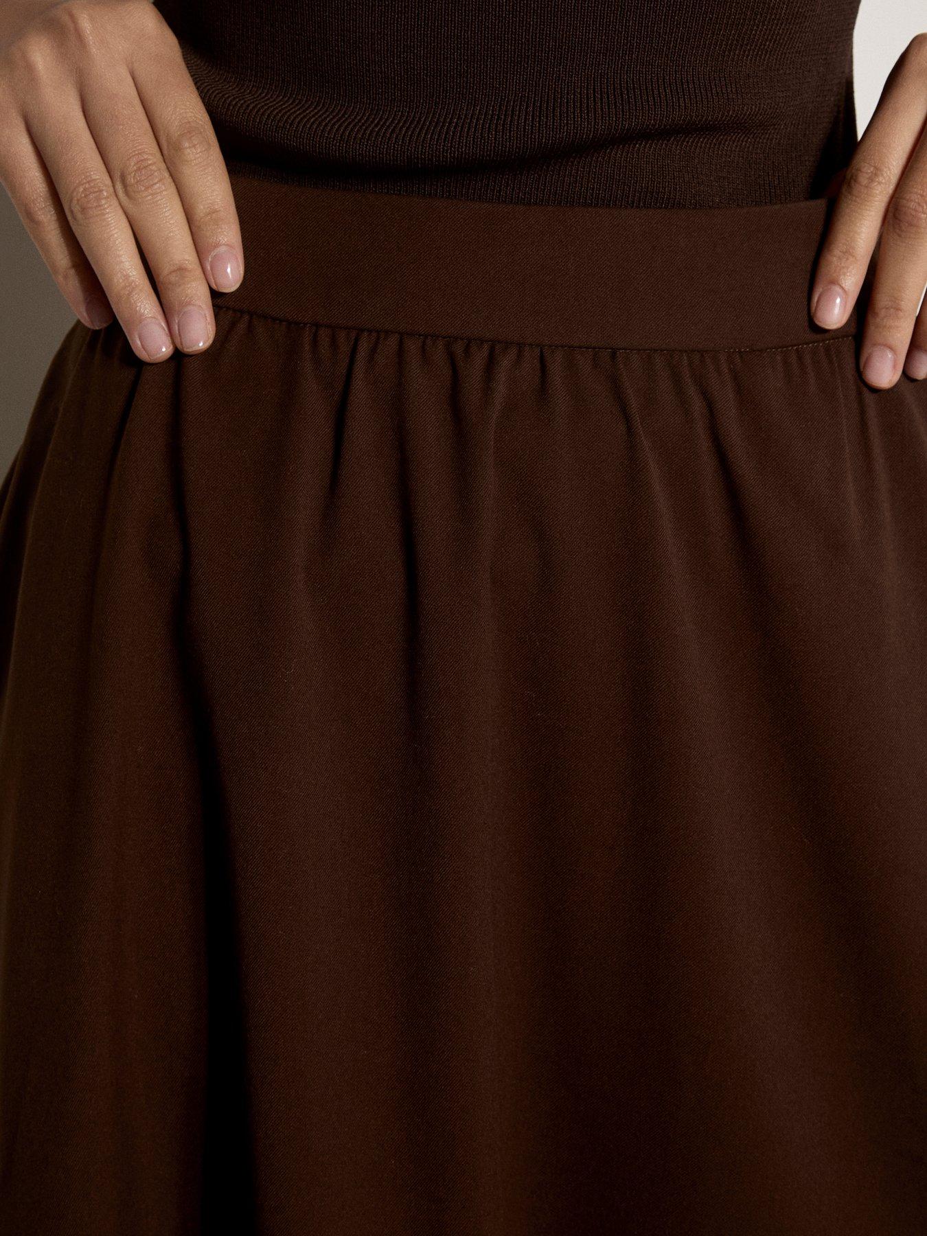 Image 4 of 5 of Apricot Womens Brushed Twill Elasticated Waist A-Line Midi Skirt - Brown