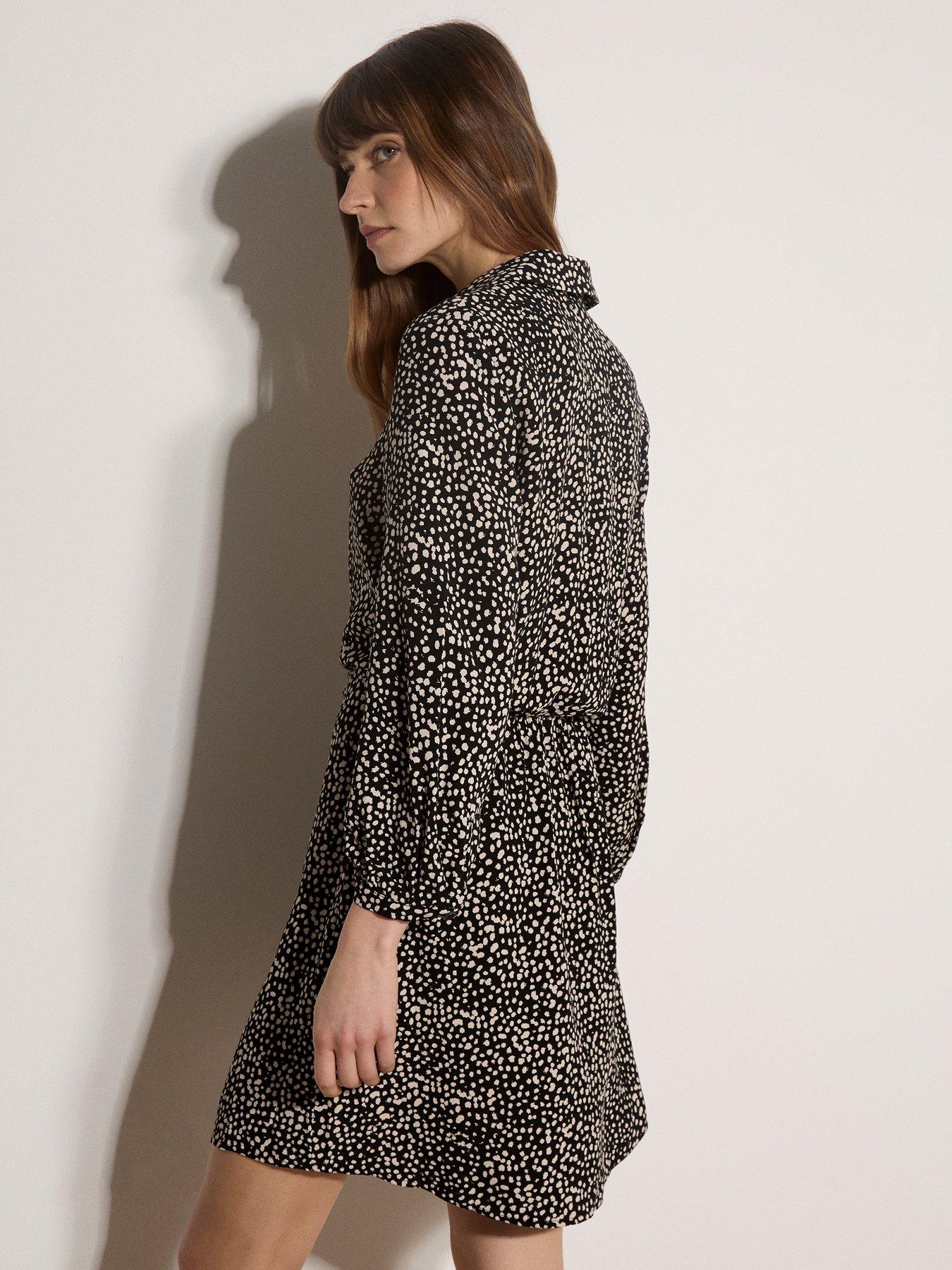 Image 2 of 4 of Apricot Apricot Mono Texture Spot Tie Front Drs