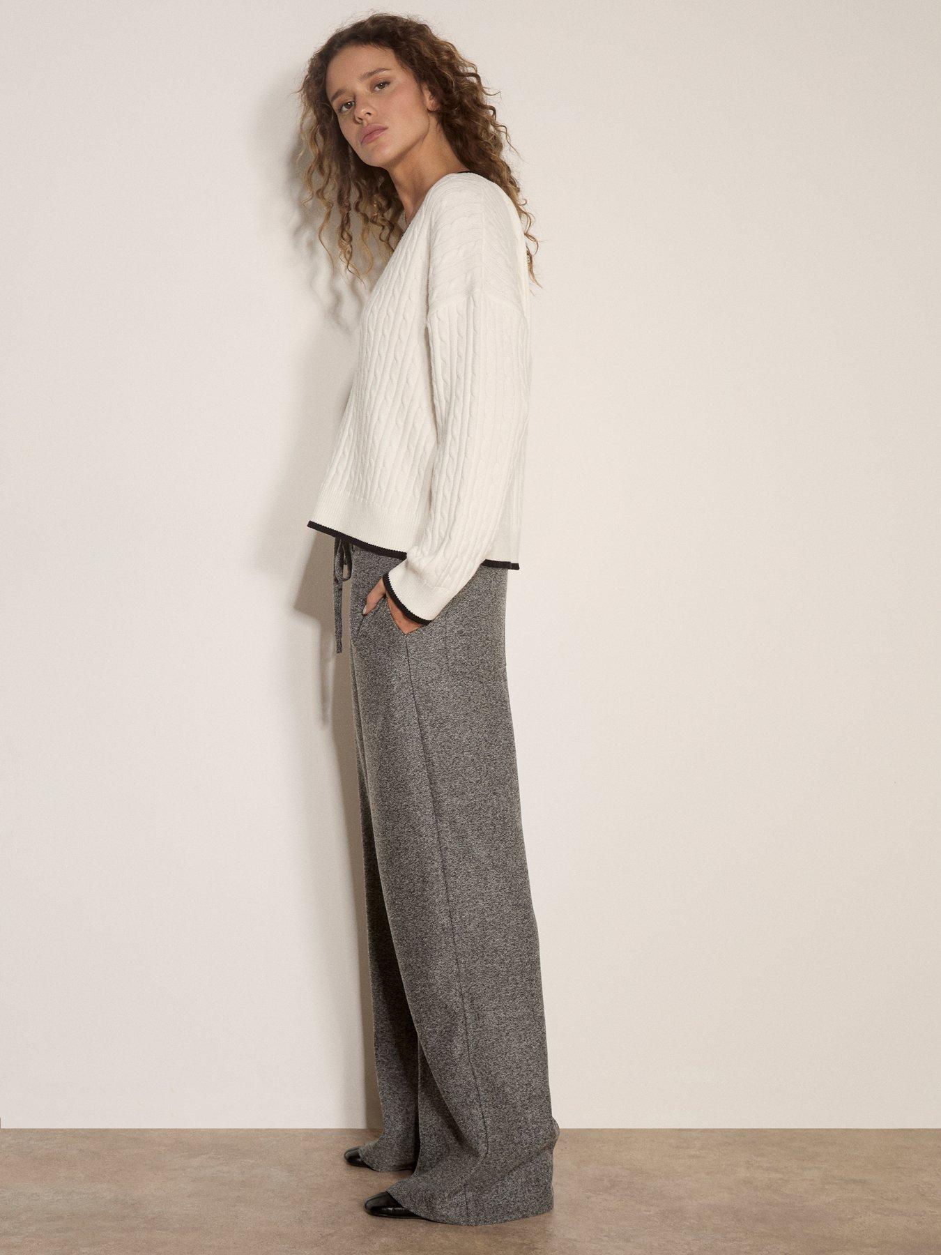 Image 3 of 4 of Apricot Womens V-Neck Tipped Cable Knit Jumper - White
