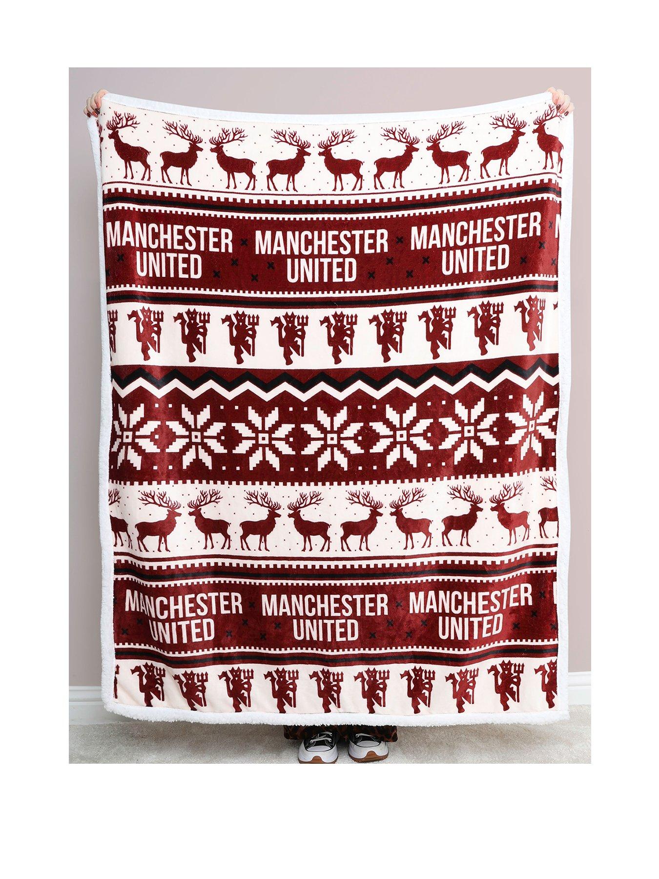 Image 2 of 4 of Manchester United Manchester United Reindeer Panel Sherpa Backed Fleece