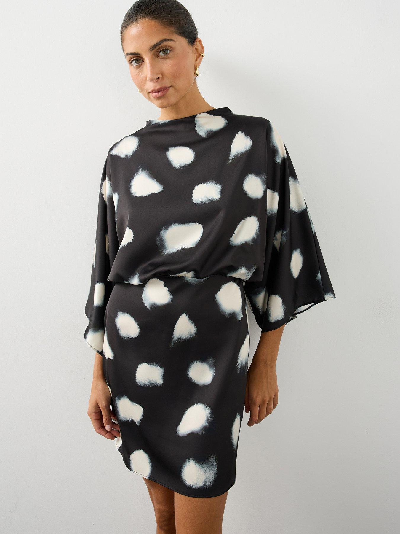 Image 6 of 6 of The Very Collection Womens Batwing Print Mini Dress - Printed