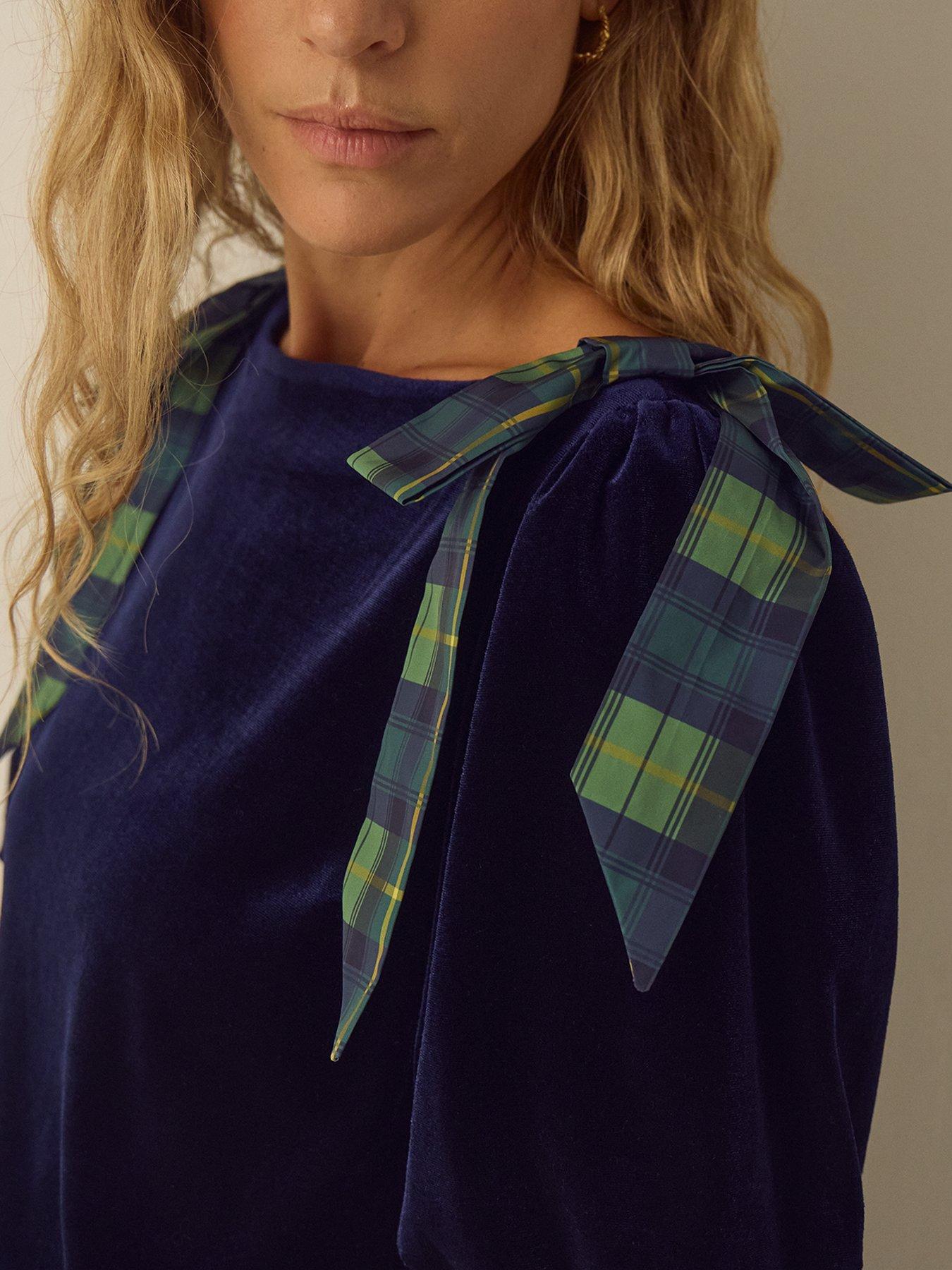 Image 4 of 4 of Monsoon Vittoria Velvet Bow Top