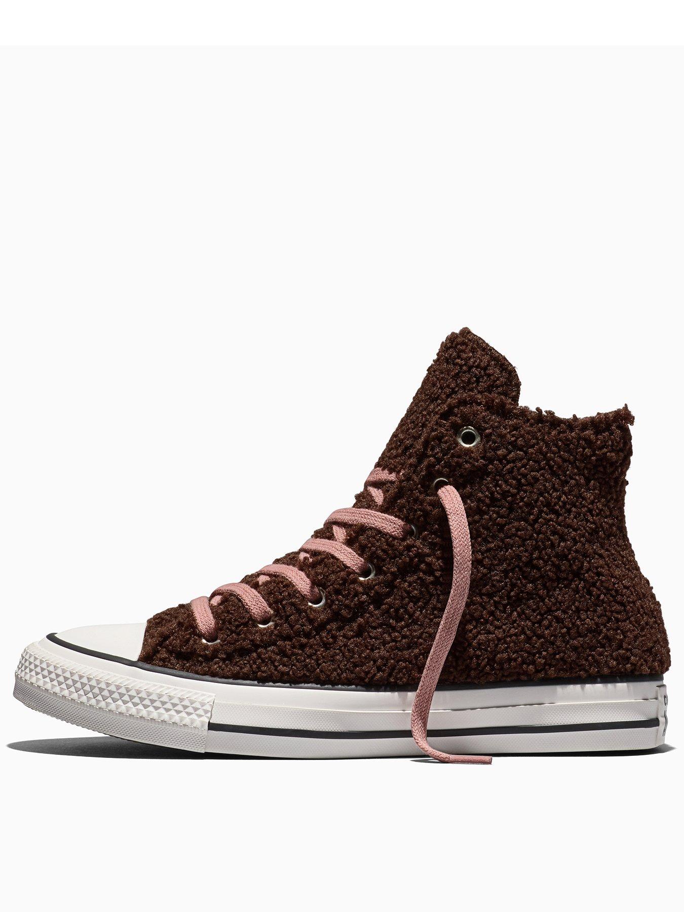 Image 3 of 5 of Converse Junior Chuck Taylor All Star Hi Winter Warm Trainers - Brown