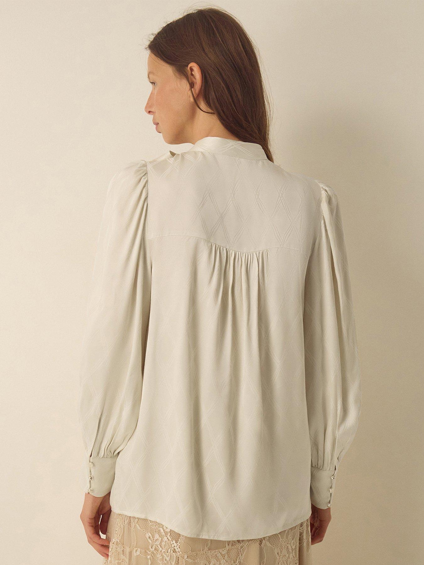 Image 3 of 5 of Monsoon Skyla Jacquard Top
