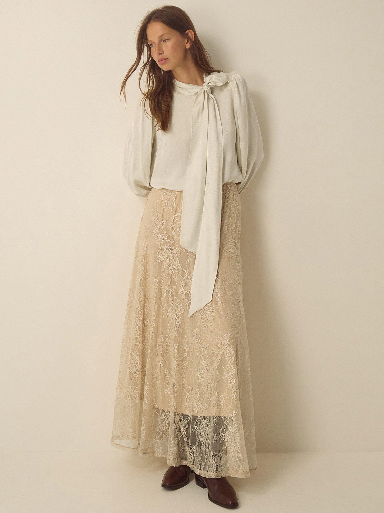Image 4 of 5 of Monsoon Skyla Jacquard Top