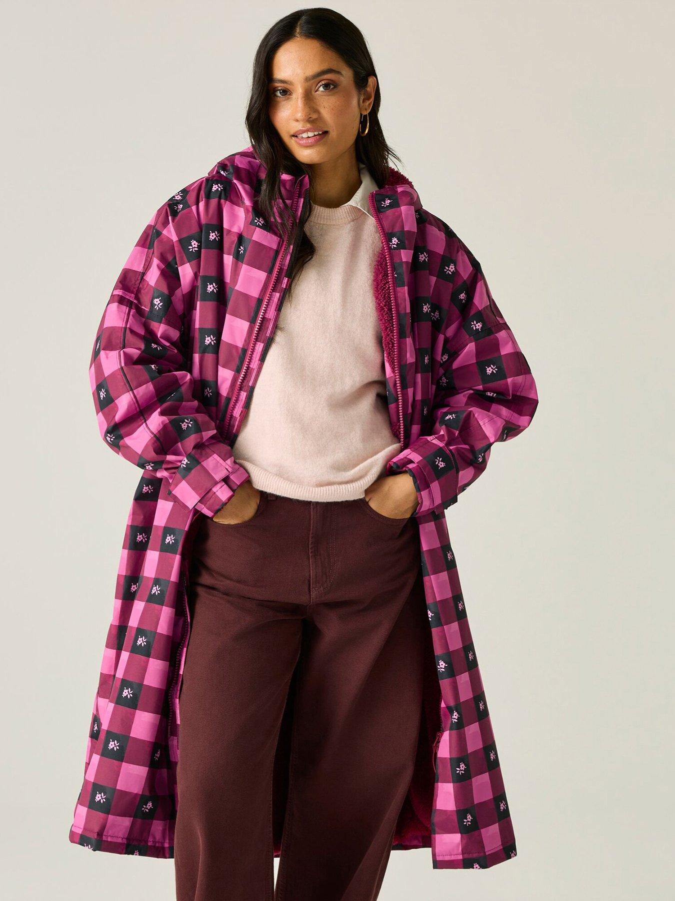 Image 1 of 7 of Regatta Womens Cath Kidston Waterproof Changing Robe-checkerboard Berry