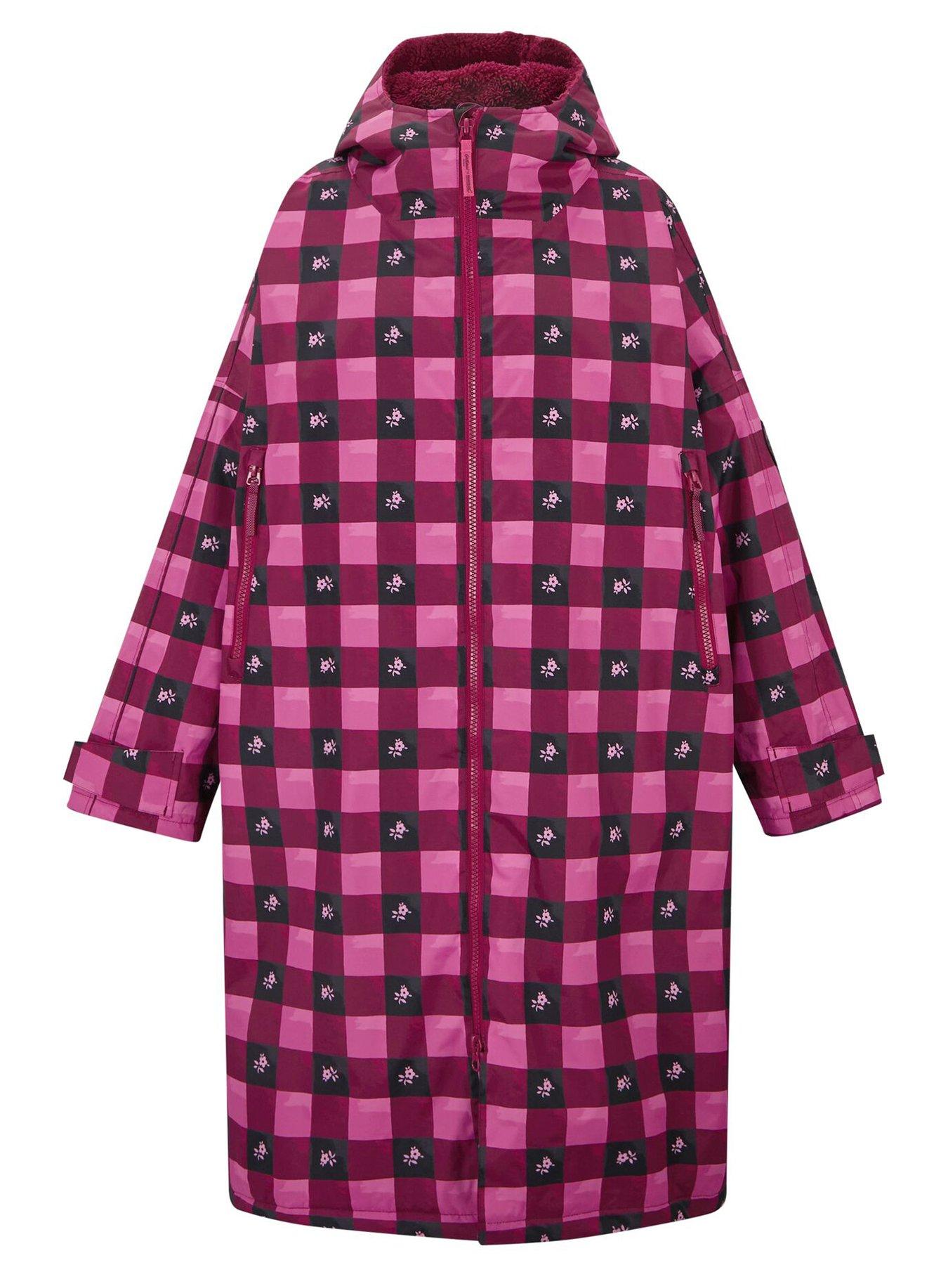 Image 7 of 7 of Regatta Womens Cath Kidston Waterproof Changing Robe-checkerboard Berry