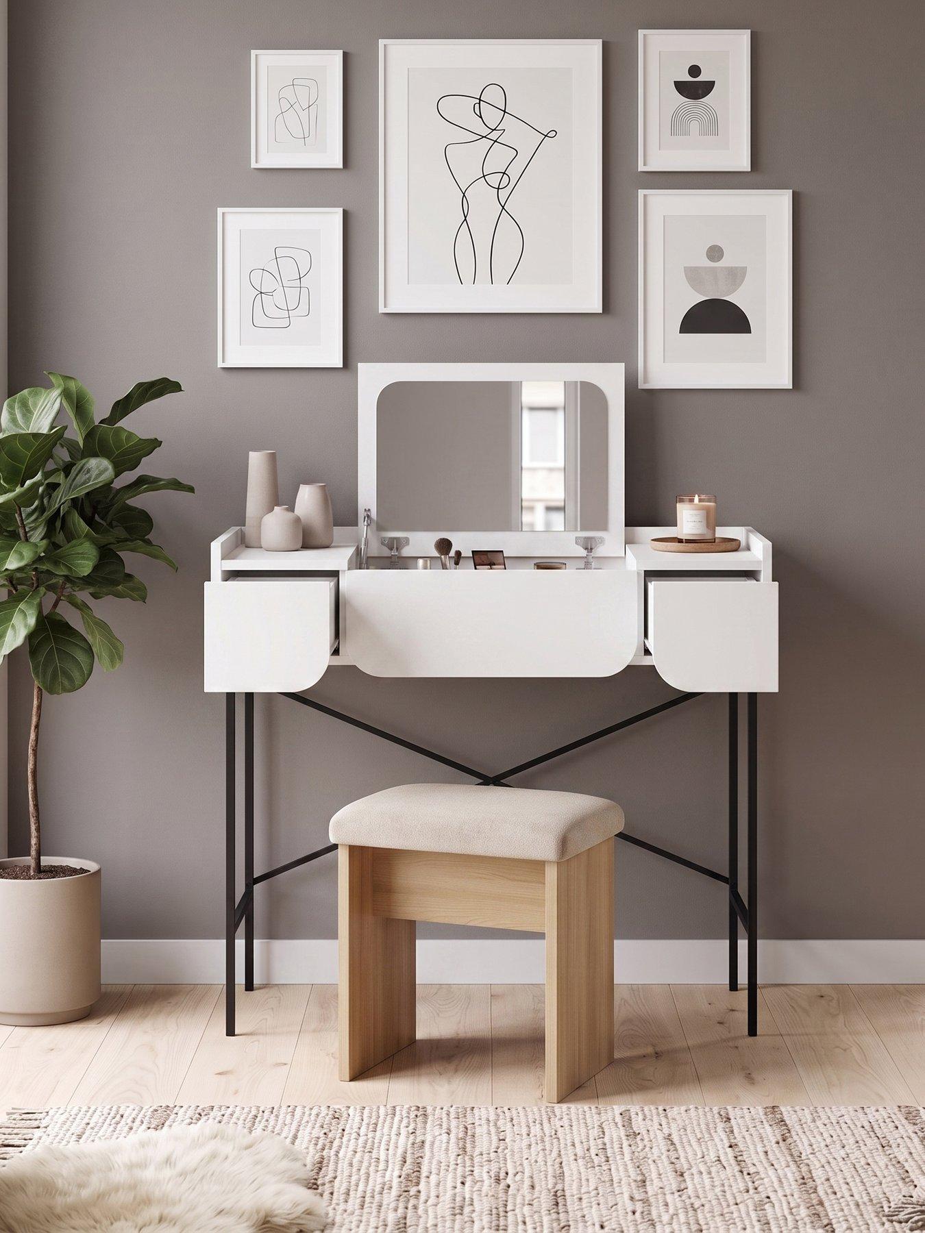 Image 3 of 5 of Decortie Terra Dressing Table