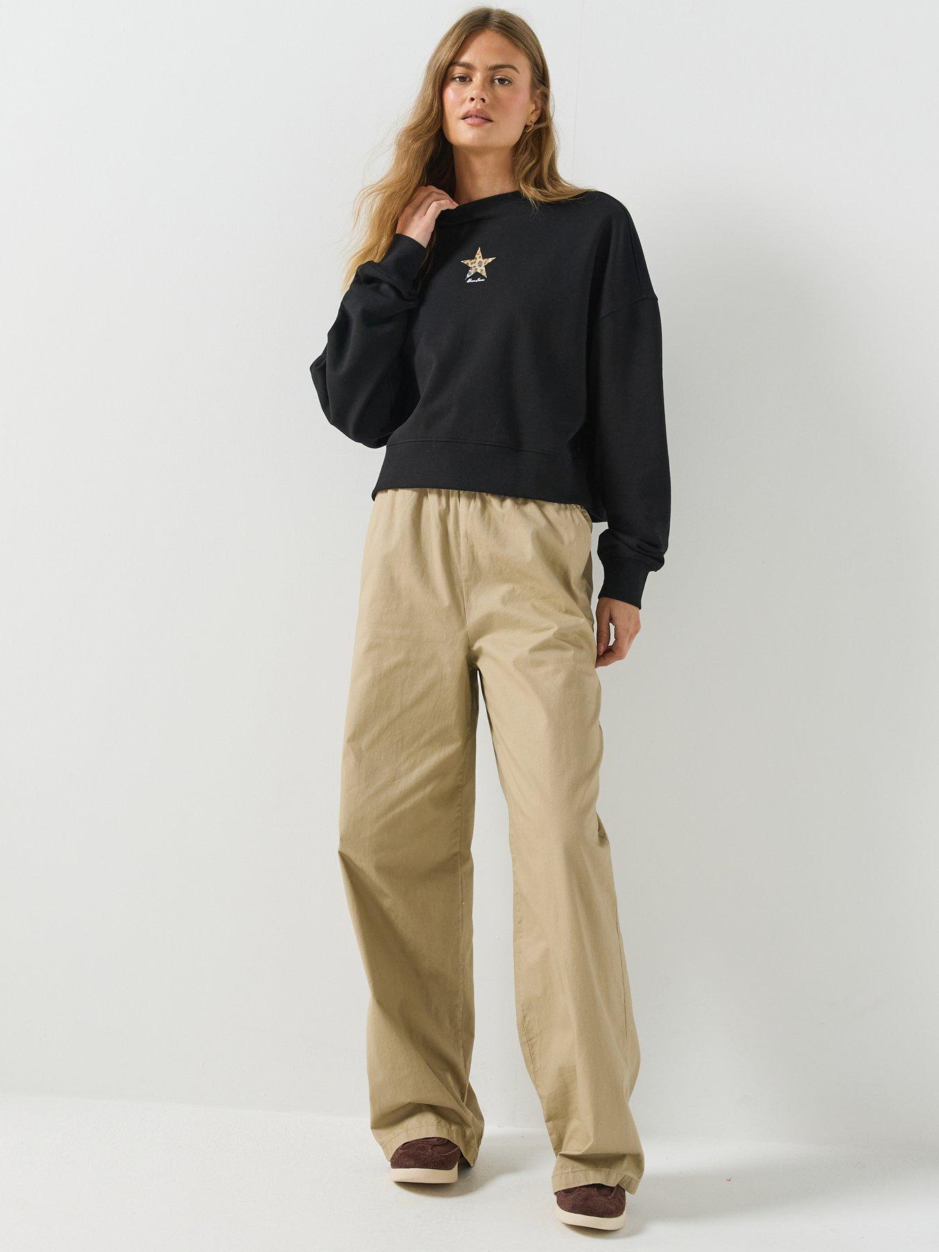 Image 6 of 6 of Guess Jeans Womens Cropped Drop Shoulder Leopard Sweatshirt - Black
