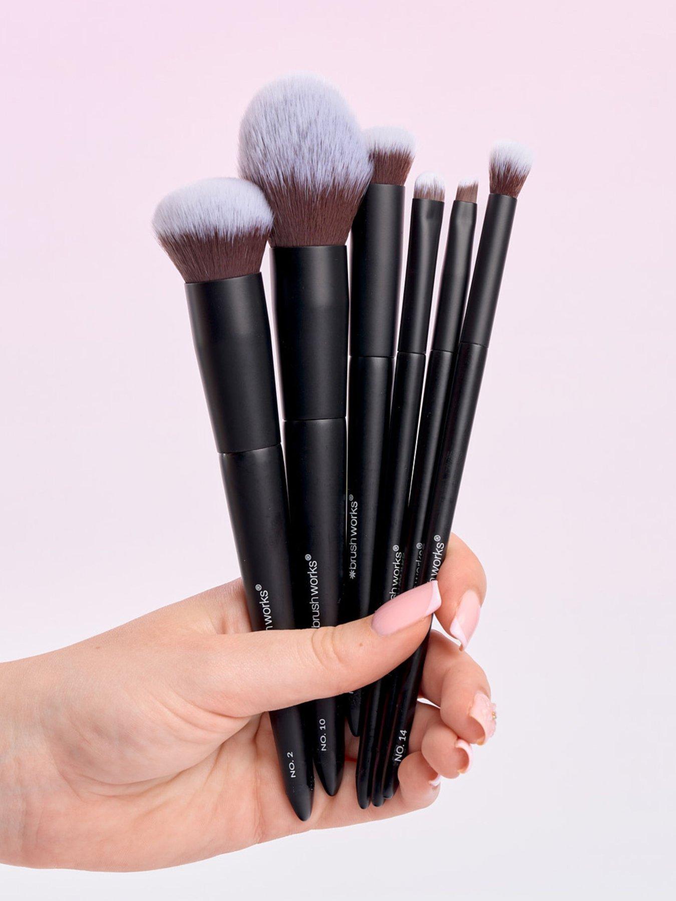 Image 3 of 3 of Brushworks Essentials Makeup Brush Set