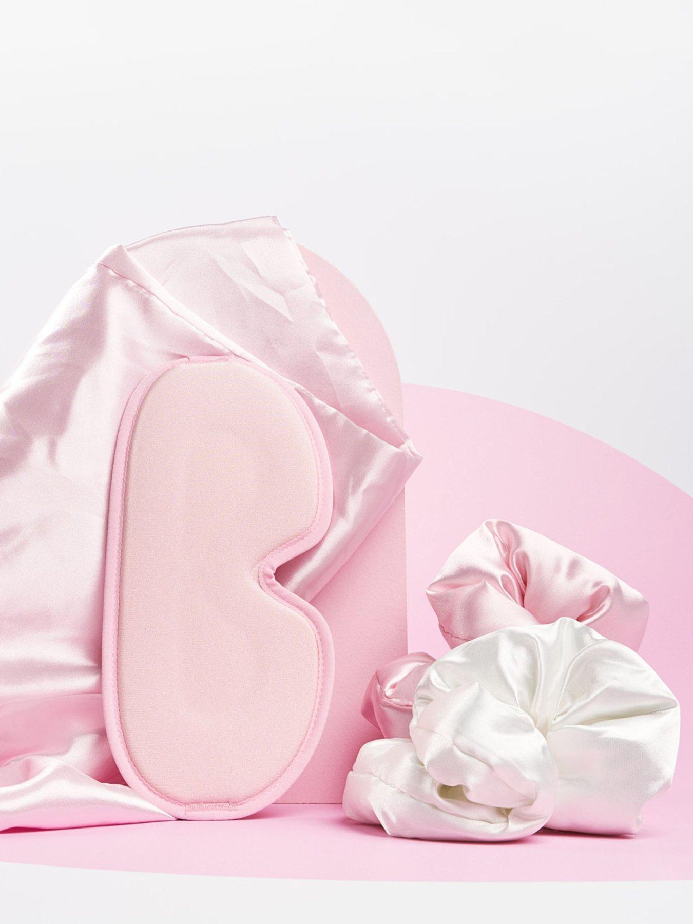 Image 3 of 7 of Brushworks Luxury Sleep Essentials