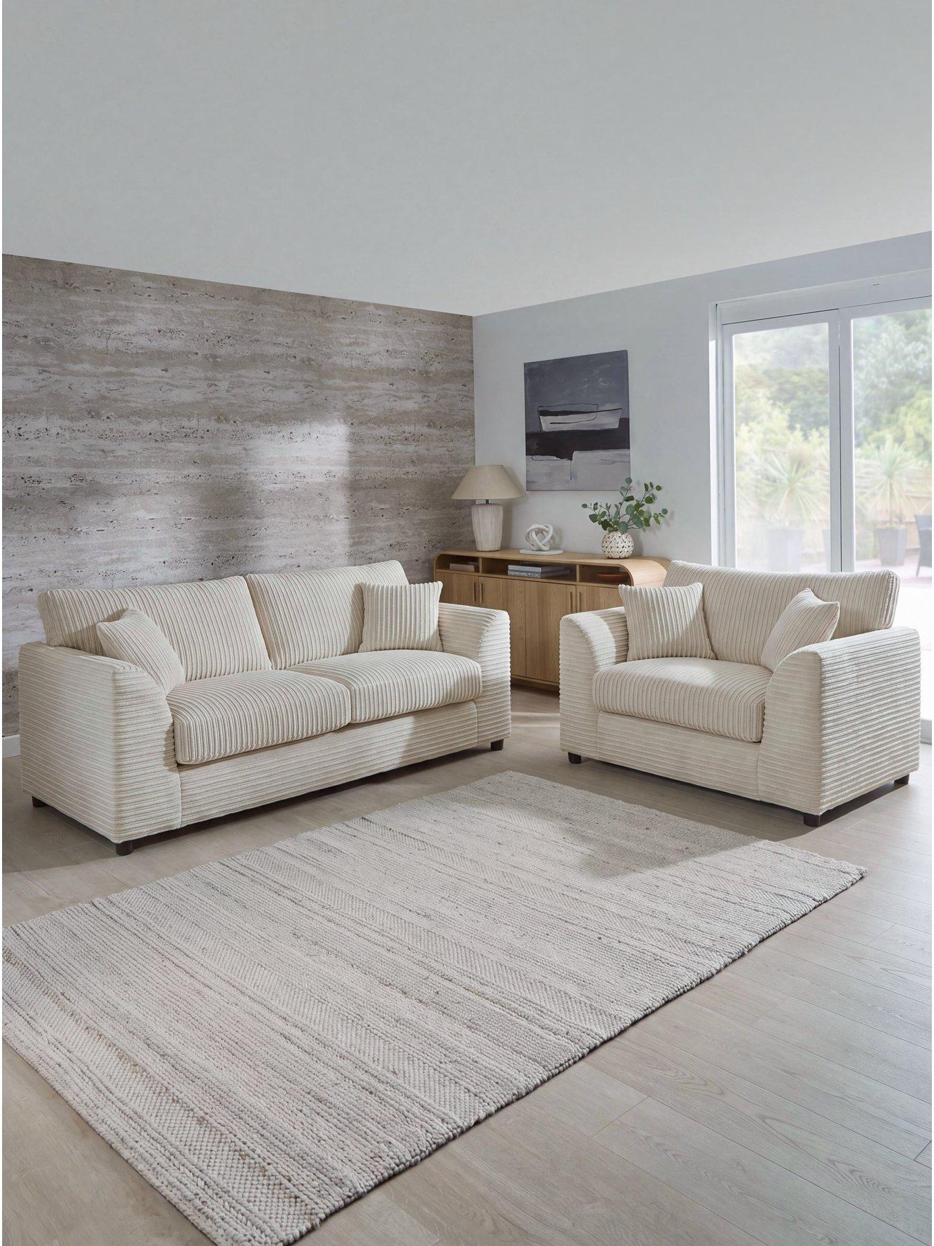 The Very Collection Hartwell 3 + Snuggle Chair