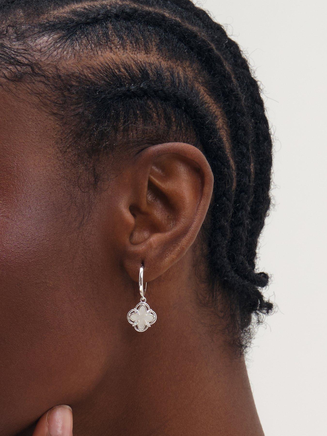 Image 2 of 4 of Inicio Inicio Silver Mother Of Pearl Clover Earrings